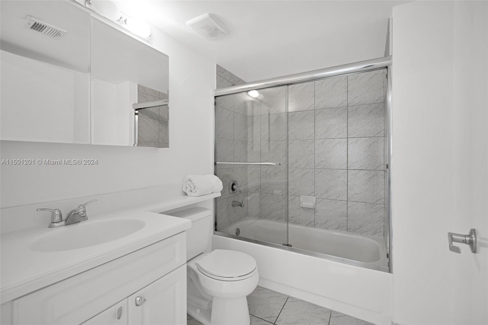 3411 INDIAN CREEK DR 701, Miami Beach, Florida 33140, 2 Bedrooms Bedrooms, ,2 BathroomsBathrooms,Residential,For Sale,3411 INDIAN CREEK DR 701,A11501201