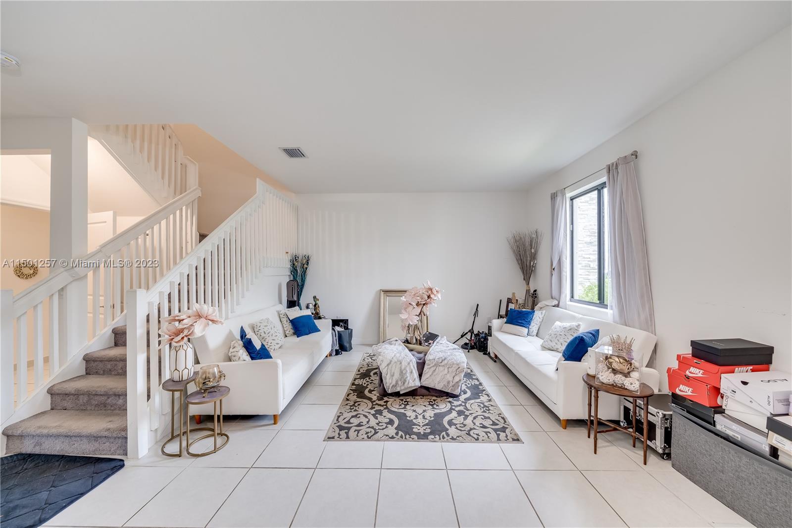 20647 NE 7th Pl, Miami, Florida 33179, 3 Bedrooms Bedrooms, ,2 BathroomsBathrooms,Residentiallease,For Rent,20647 NE 7th Pl,A11501257