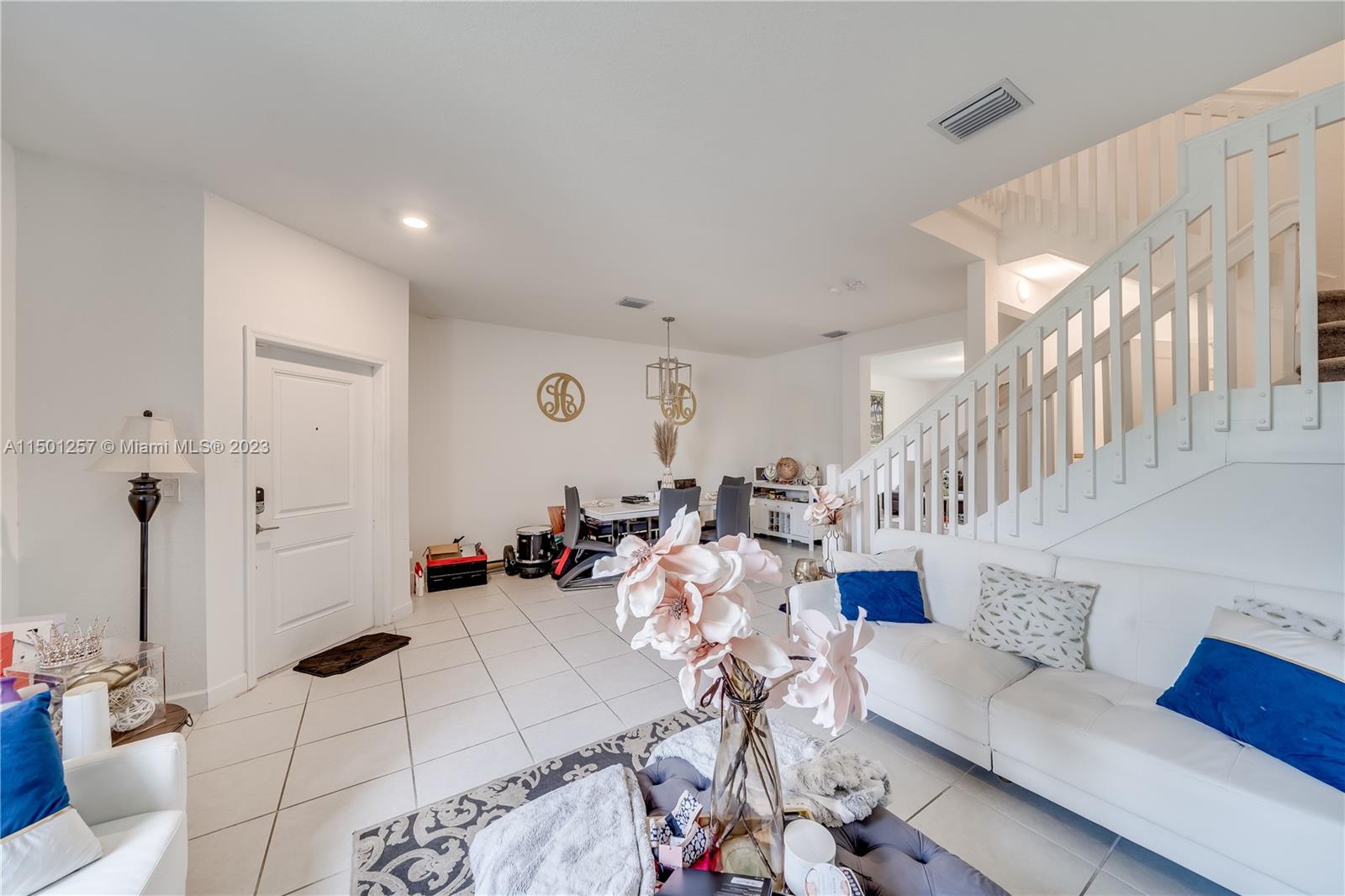 20647 NE 7th Pl, Miami, Florida 33179, 3 Bedrooms Bedrooms, ,2 BathroomsBathrooms,Residentiallease,For Rent,20647 NE 7th Pl,A11501257