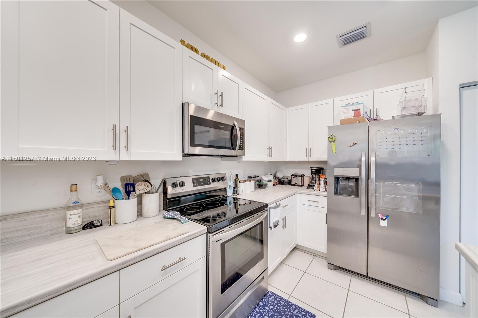 20647 NE 7th Pl, Miami, Florida 33179, 3 Bedrooms Bedrooms, ,2 BathroomsBathrooms,Residentiallease,For Rent,20647 NE 7th Pl,A11501257