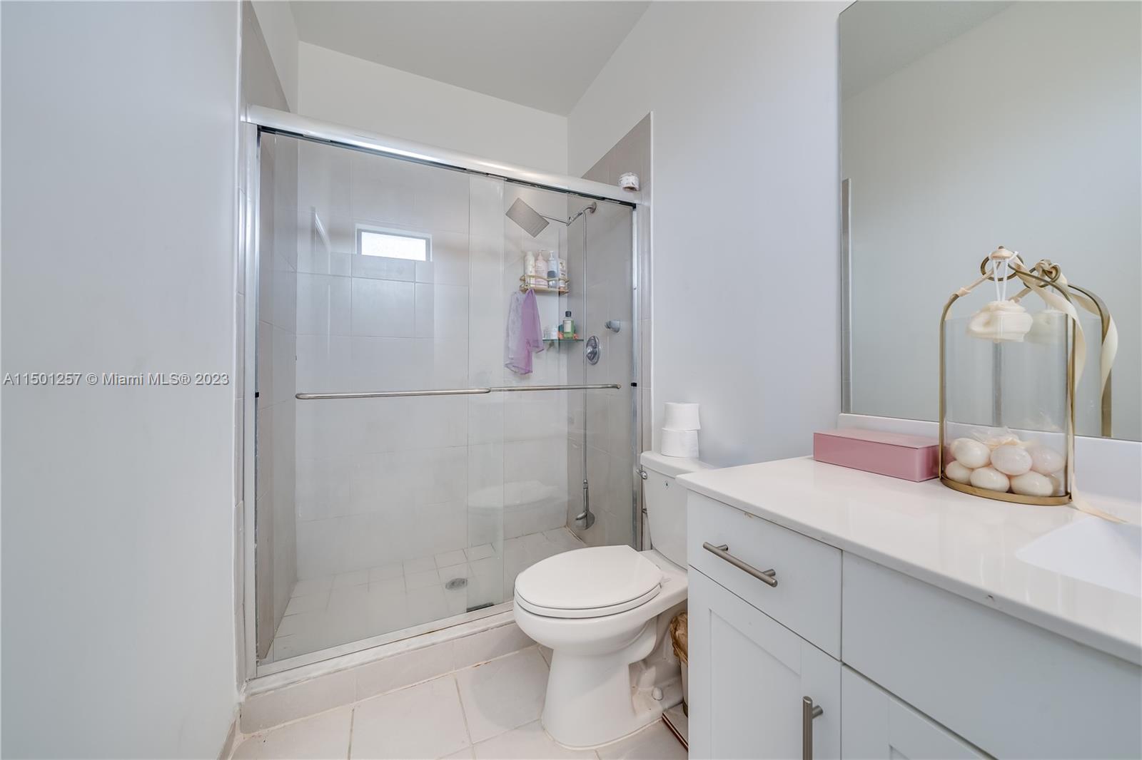 20647 NE 7th Pl, Miami, Florida 33179, 3 Bedrooms Bedrooms, ,2 BathroomsBathrooms,Residentiallease,For Rent,20647 NE 7th Pl,A11501257