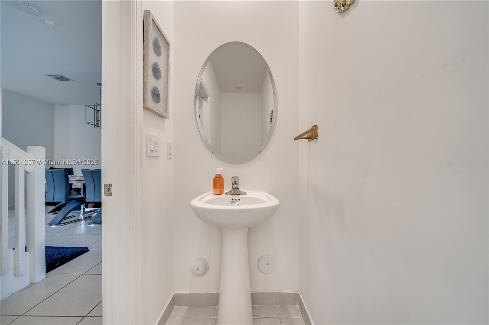 20647 NE 7th Pl, Miami, Florida 33179, 3 Bedrooms Bedrooms, ,2 BathroomsBathrooms,Residentiallease,For Rent,20647 NE 7th Pl,A11501257