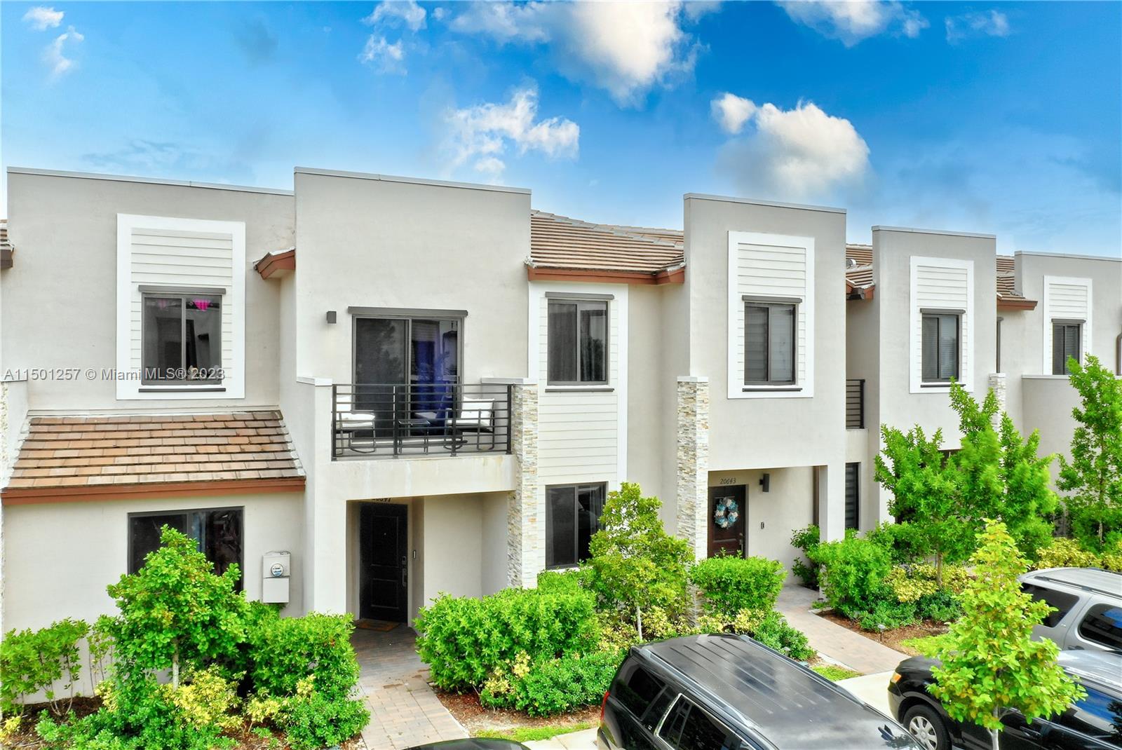 20647 NE 7th Pl, Miami, Florida 33179, 3 Bedrooms Bedrooms, ,2 BathroomsBathrooms,Residentiallease,For Rent,20647 NE 7th Pl,A11501257