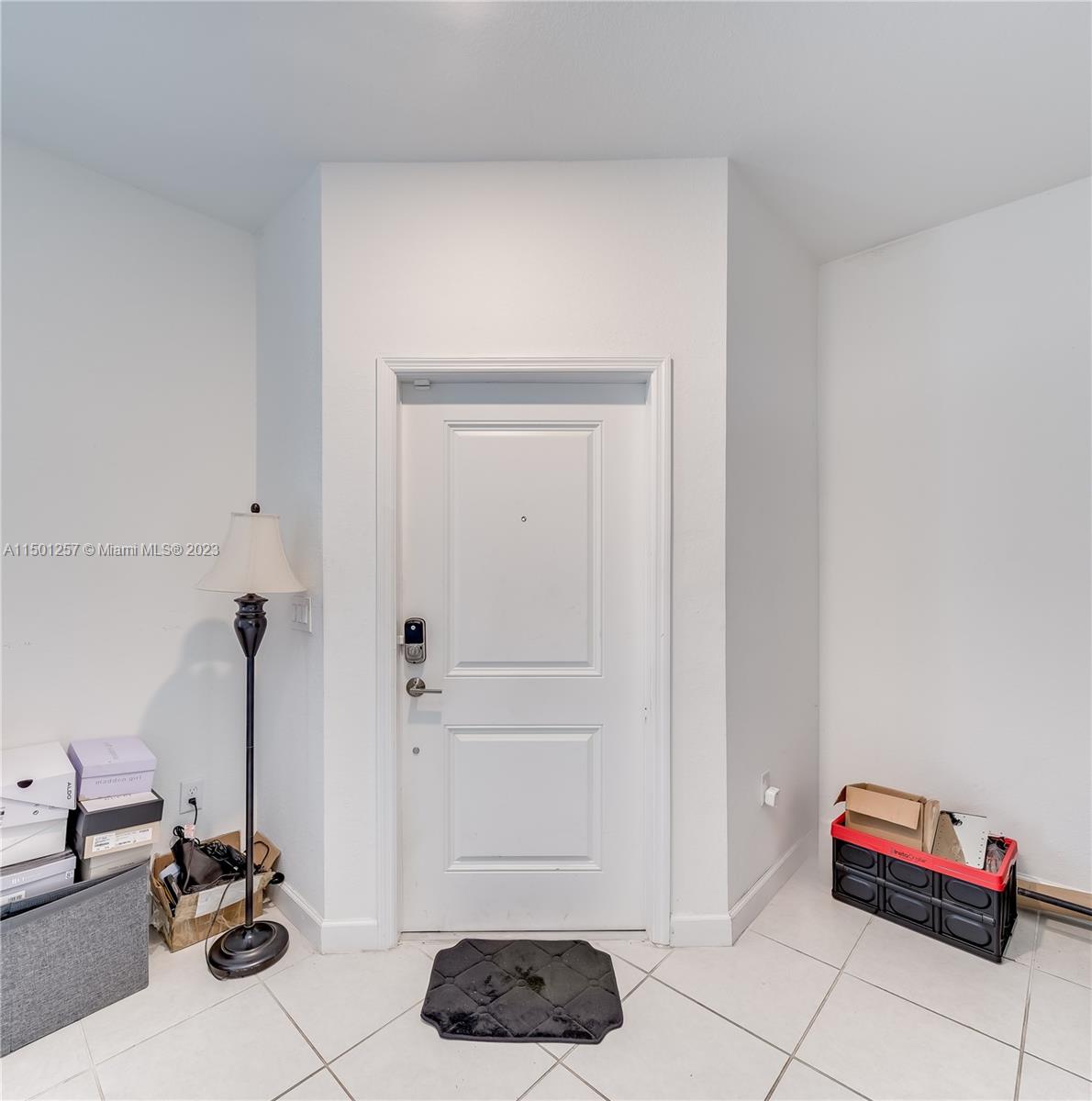 20647 NE 7th Pl, Miami, Florida 33179, 3 Bedrooms Bedrooms, ,2 BathroomsBathrooms,Residentiallease,For Rent,20647 NE 7th Pl,A11501257