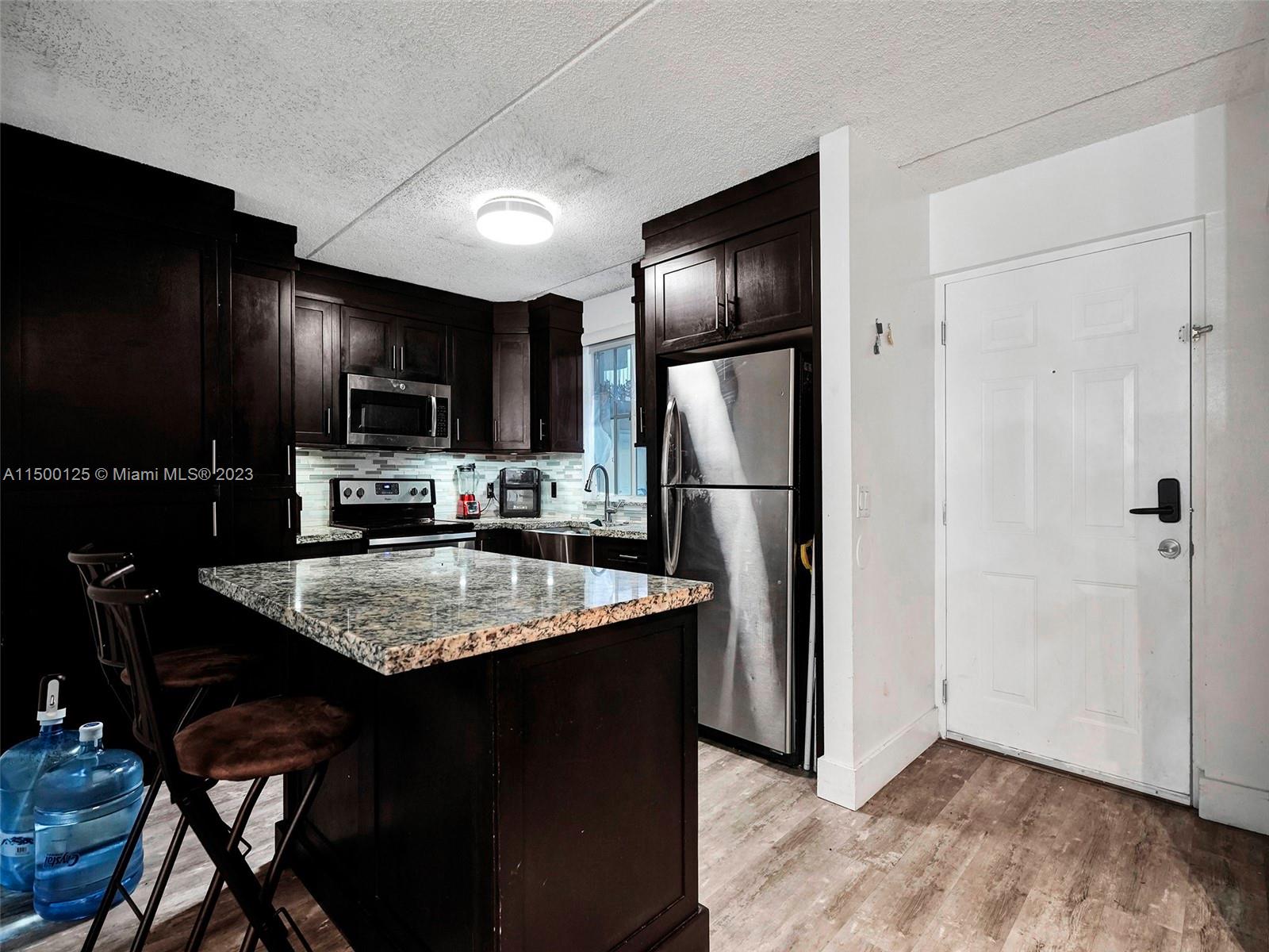 6115 NW 186th St 110, Hialeah, Florida 33015, 3 Bedrooms Bedrooms, ,2 BathroomsBathrooms,Residential,For Sale,6115 NW 186th St 110,A11500125