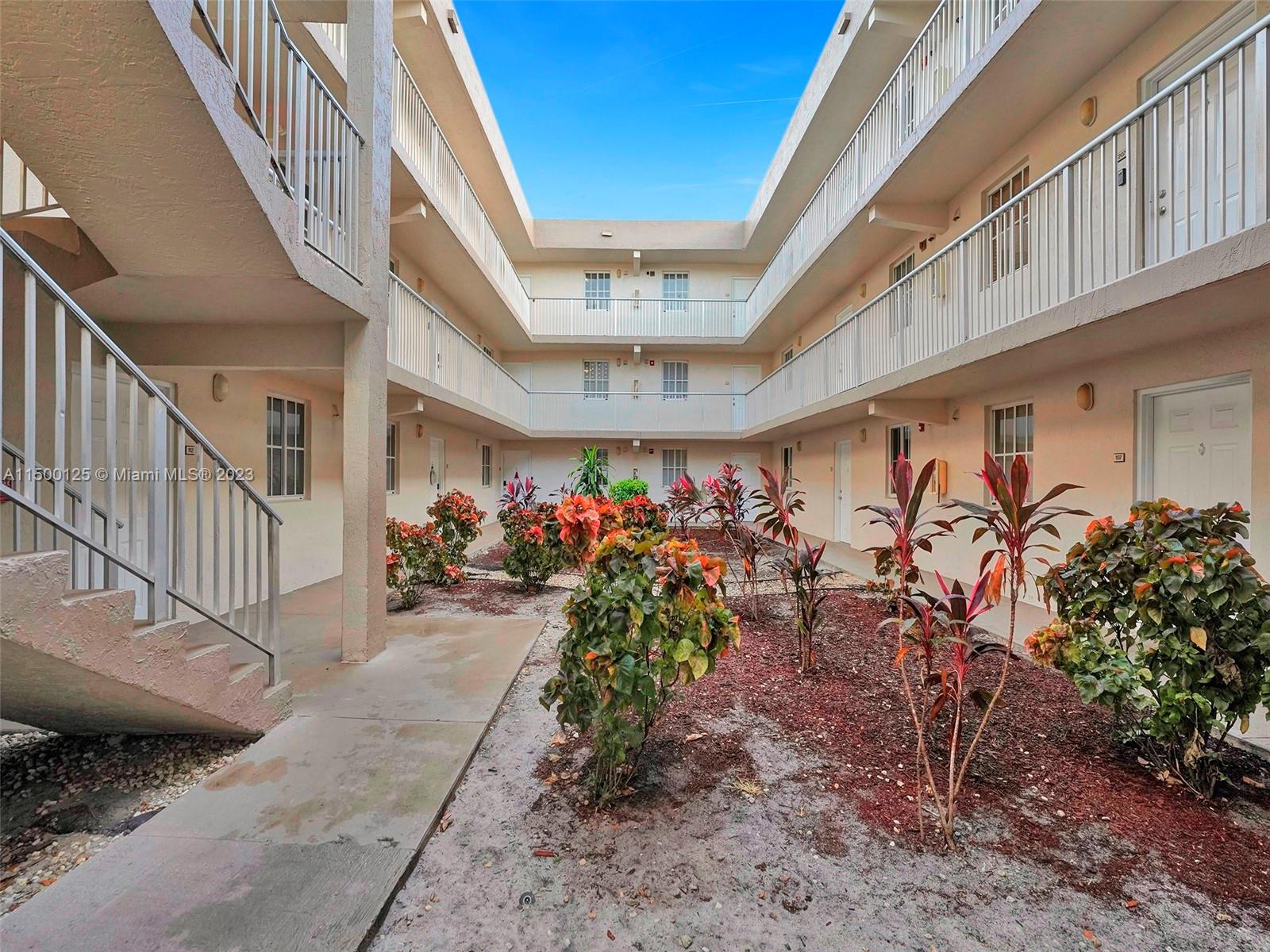 6115 NW 186th St 110, Hialeah, Florida 33015, 3 Bedrooms Bedrooms, ,2 BathroomsBathrooms,Residential,For Sale,6115 NW 186th St 110,A11500125
