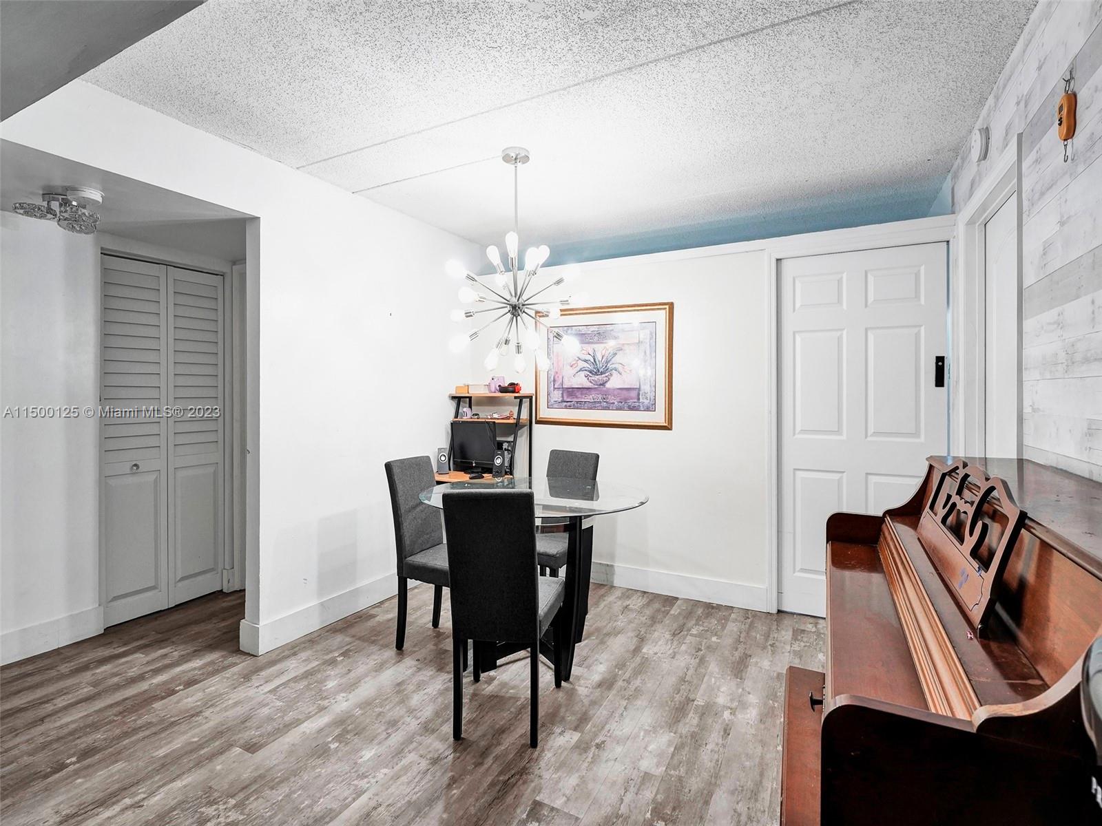 6115 NW 186th St 110, Hialeah, Florida 33015, 3 Bedrooms Bedrooms, ,2 BathroomsBathrooms,Residential,For Sale,6115 NW 186th St 110,A11500125