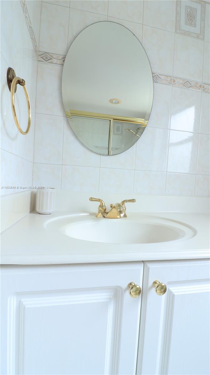 3000 S Course Dr 301, Pompano Beach, Florida 33069, 3 Bedrooms Bedrooms, ,2 BathroomsBathrooms,Residential,For Sale,3000 S Course Dr 301,A11500649