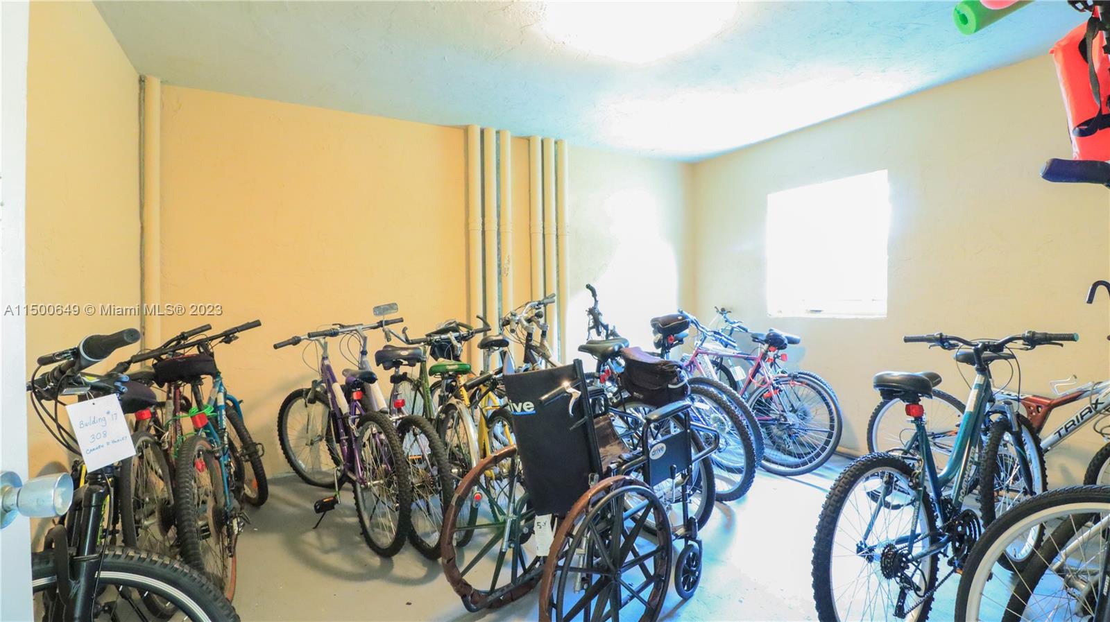 3000 S Course Dr 301, Pompano Beach, Florida 33069, 3 Bedrooms Bedrooms, ,2 BathroomsBathrooms,Residential,For Sale,3000 S Course Dr 301,A11500649