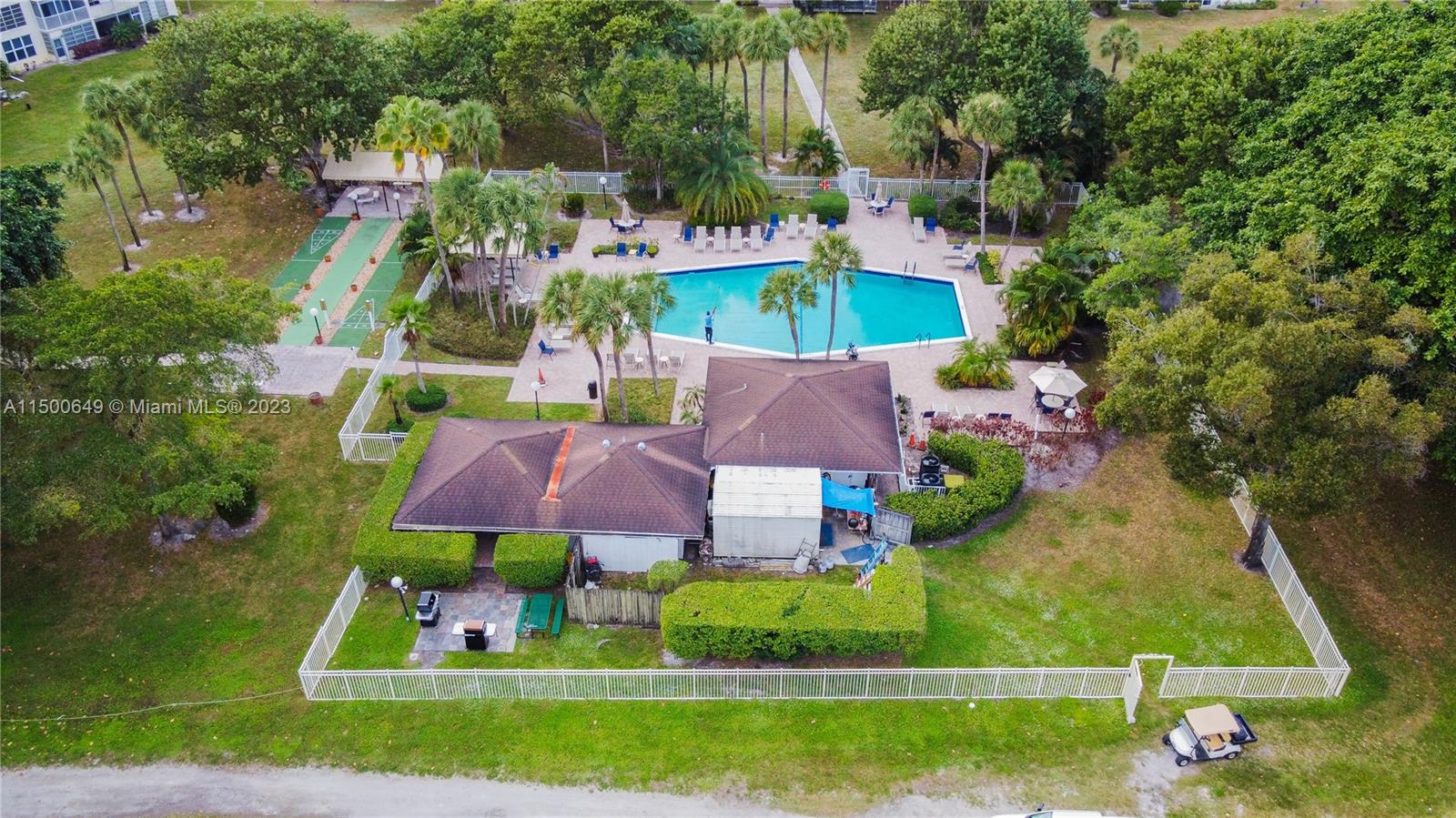 3000 S Course Dr 301, Pompano Beach, Florida 33069, 3 Bedrooms Bedrooms, ,2 BathroomsBathrooms,Residential,For Sale,3000 S Course Dr 301,A11500649