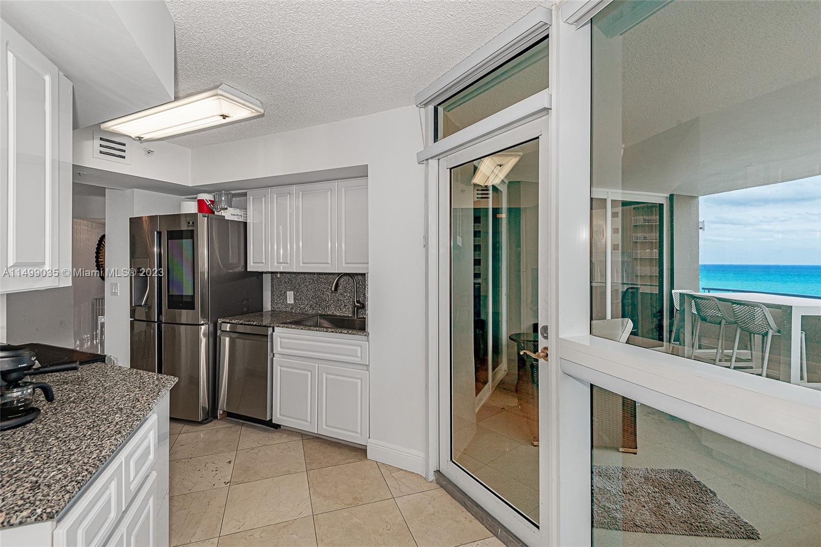 6301 SW Collins Ave 1605, Miami Beach, Florida 33141, 2 Bedrooms Bedrooms, ,2 BathroomsBathrooms,Residentiallease,For Rent,6301 SW Collins Ave 1605,A11499035