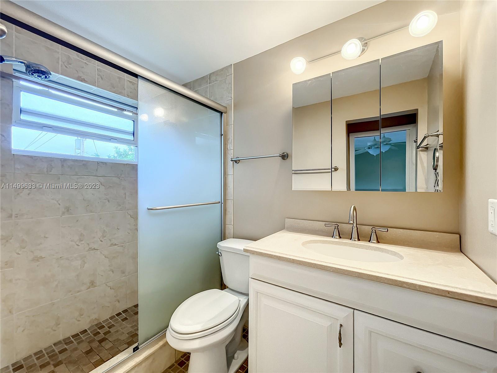 22 SE 3rd Ter 14, Dania Beach, Florida 33004, 1 Bedroom Bedrooms, ,1 BathroomBathrooms,Residential,For Sale,22 SE 3rd Ter 14,A11499633