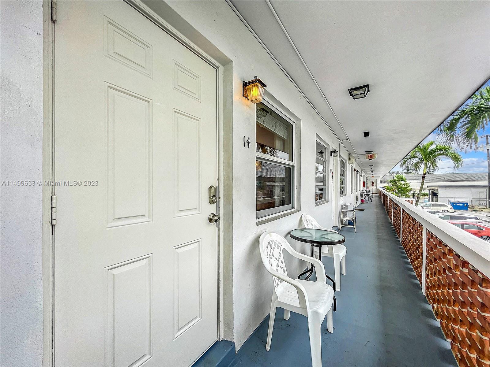 22 SE 3rd Ter 14, Dania Beach, Florida 33004, 1 Bedroom Bedrooms, ,1 BathroomBathrooms,Residential,For Sale,22 SE 3rd Ter 14,A11499633