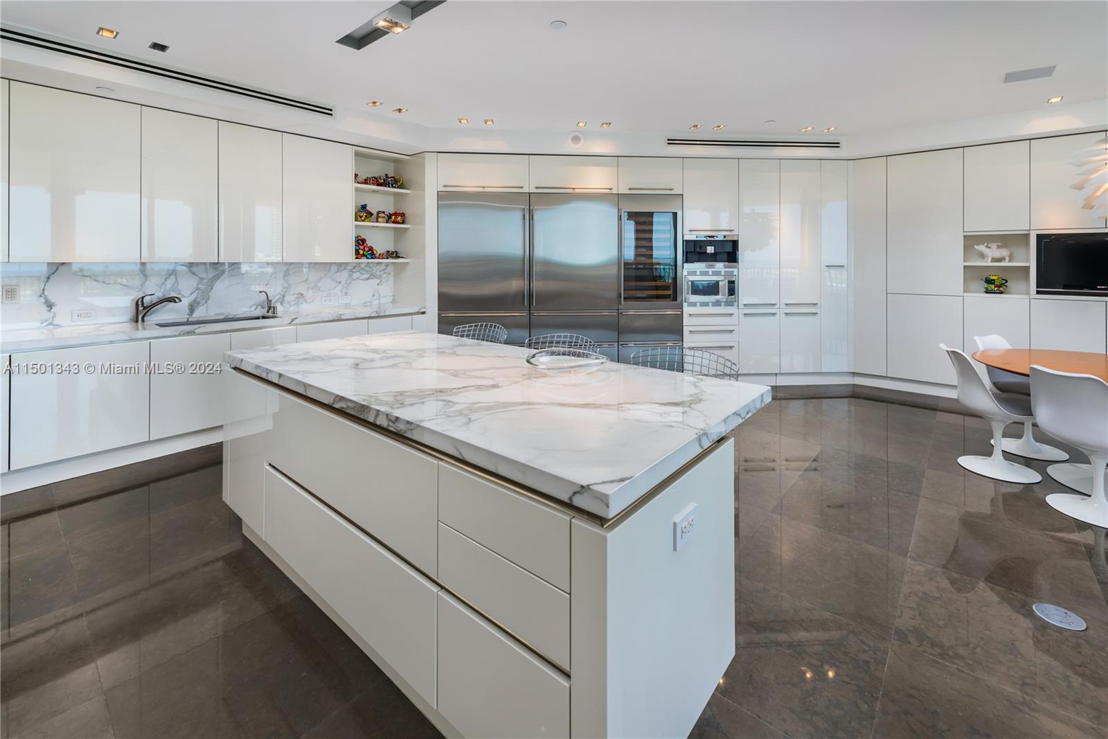 7143 Fisher Island Dr 7143, Miami Beach, Florida 33109, 5 Bedrooms Bedrooms, ,5 BathroomsBathrooms,Residentiallease,For Rent,7143 Fisher Island Dr 7143,A11501343