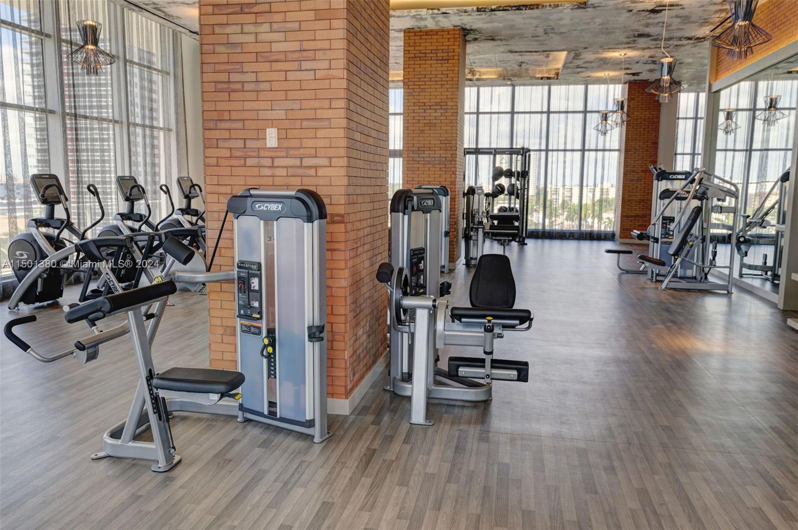 4010 S Ocean Dr R2106, Hollywood, Florida 33019, 1 Bedroom Bedrooms, ,1 BathroomBathrooms,Residential,For Sale,4010 S Ocean Dr R2106,A11501380