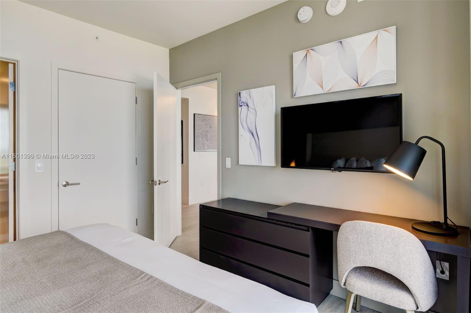 4010 S Ocean Dr R2106, Hollywood, Florida 33019, 1 Bedroom Bedrooms, ,1 BathroomBathrooms,Residentiallease,For Rent,4010 S Ocean Dr R2106,A11501399
