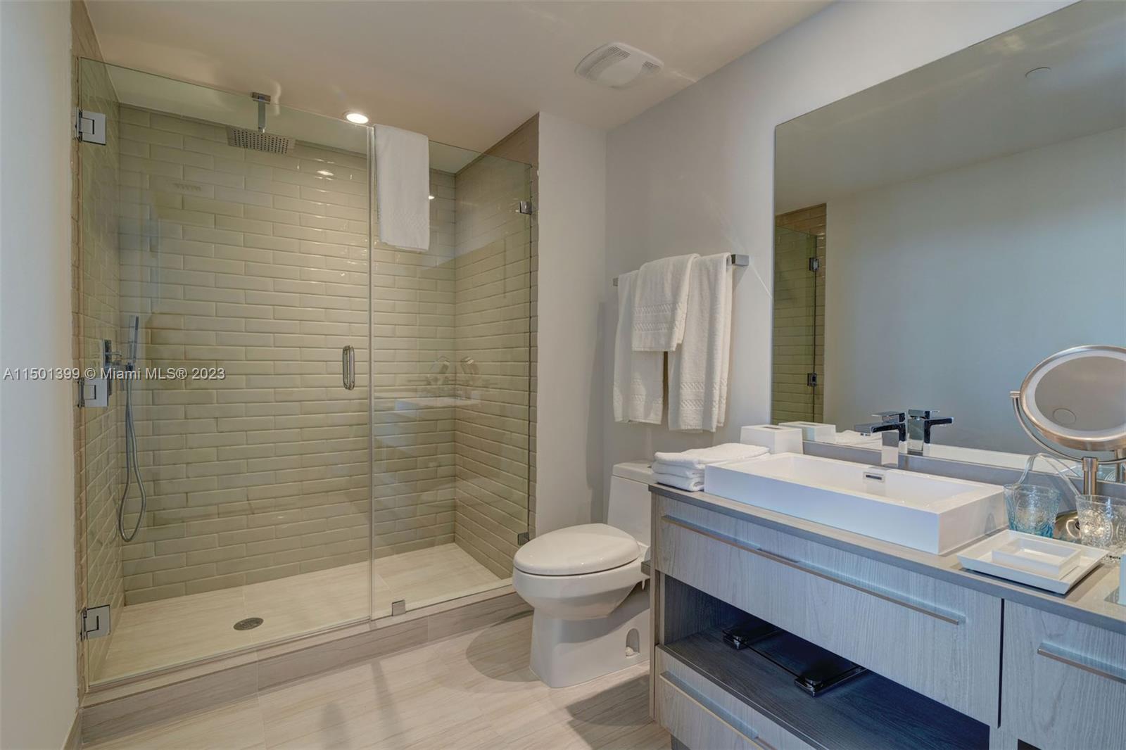 4010 S Ocean Dr R2106, Hollywood, Florida 33019, 1 Bedroom Bedrooms, ,1 BathroomBathrooms,Residentiallease,For Rent,4010 S Ocean Dr R2106,A11501399