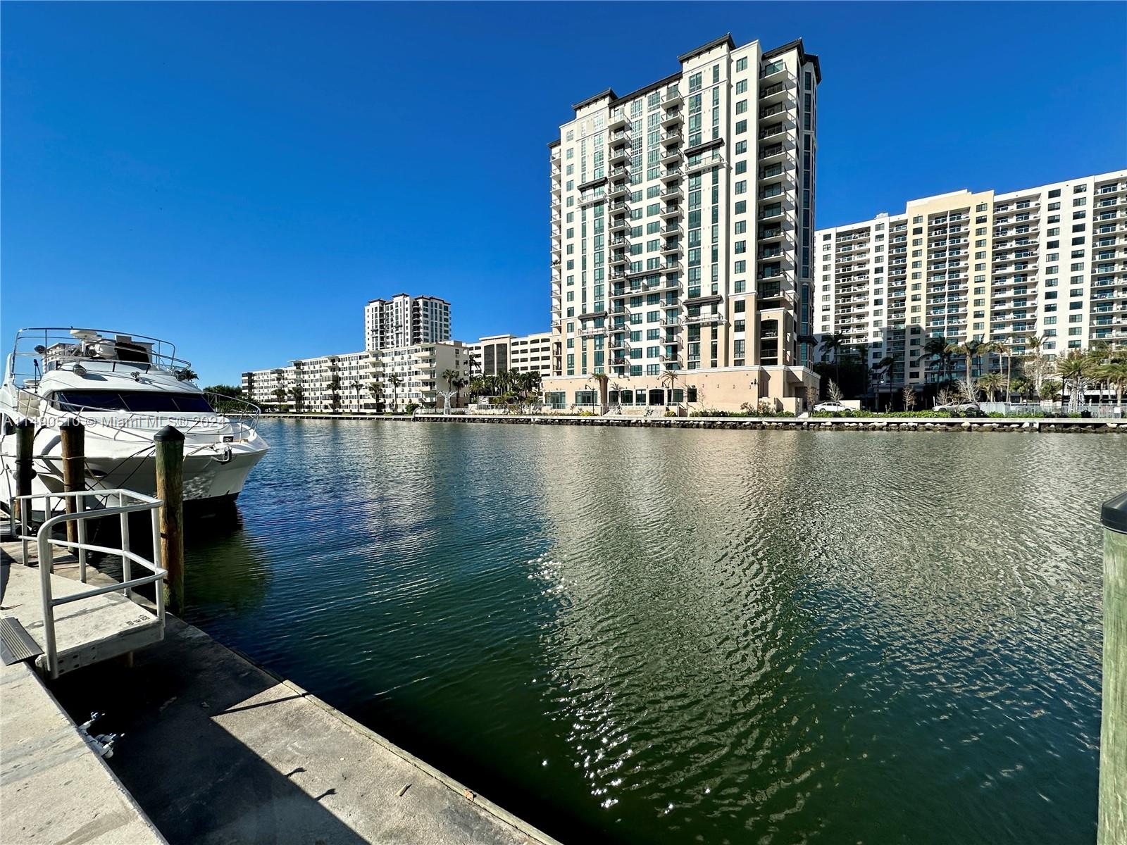 500 Bayview Dr 221, Sunny Isles Beach, Florida 33160, 2 Bedrooms Bedrooms, ,2 BathroomsBathrooms,Residential,For Sale,500 Bayview Dr 221,A11490510