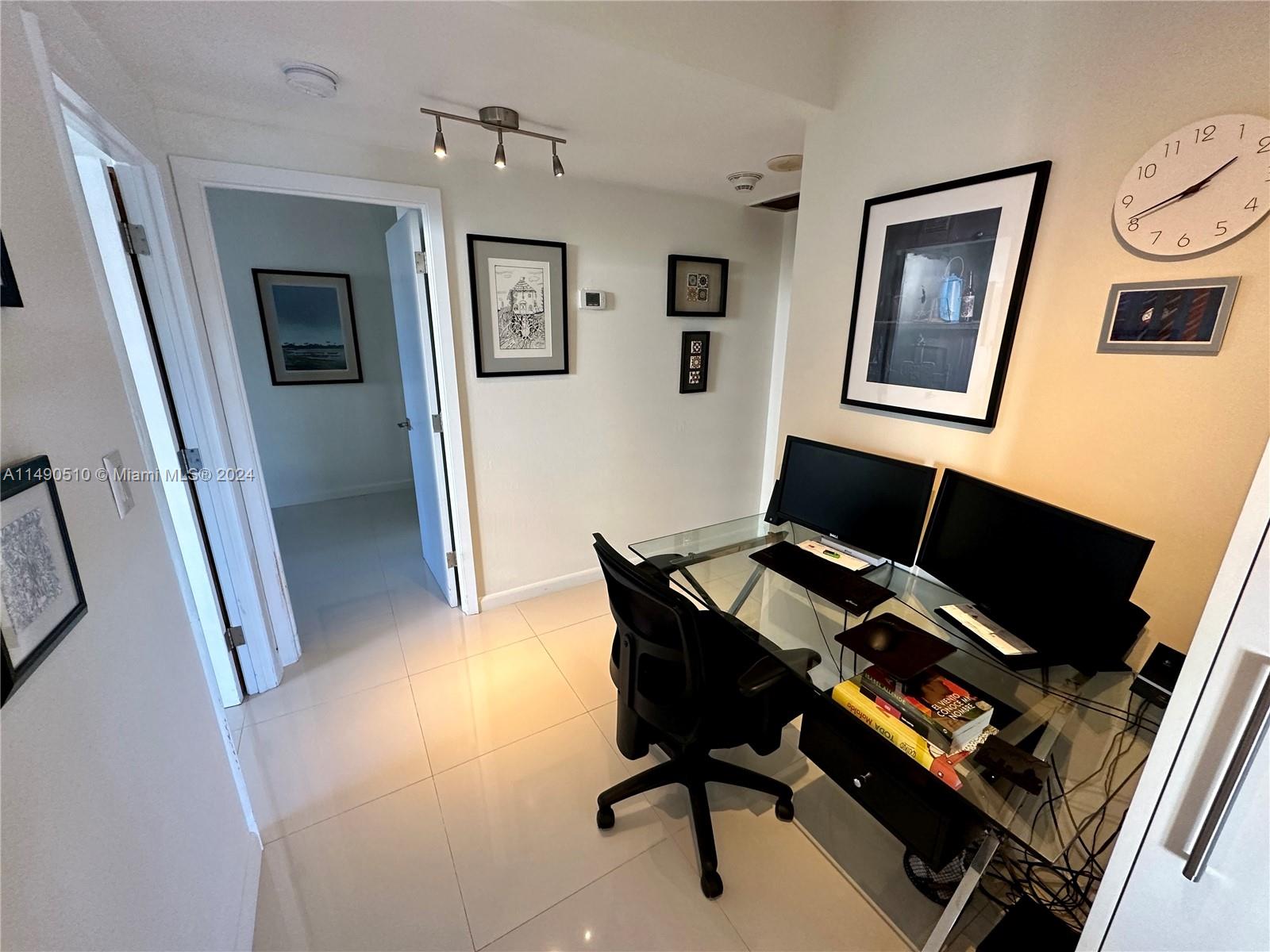 500 Bayview Dr 221, Sunny Isles Beach, Florida 33160, 2 Bedrooms Bedrooms, ,2 BathroomsBathrooms,Residential,For Sale,500 Bayview Dr 221,A11490510
