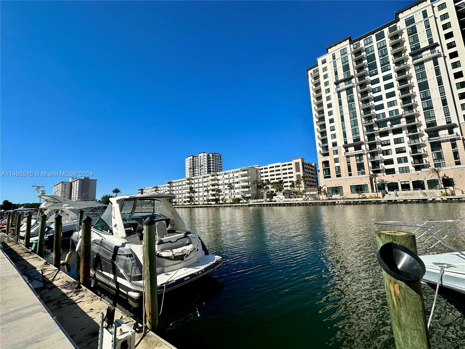 500 Bayview Dr 221, Sunny Isles Beach, Florida 33160, 2 Bedrooms Bedrooms, ,2 BathroomsBathrooms,Residential,For Sale,500 Bayview Dr 221,A11490510