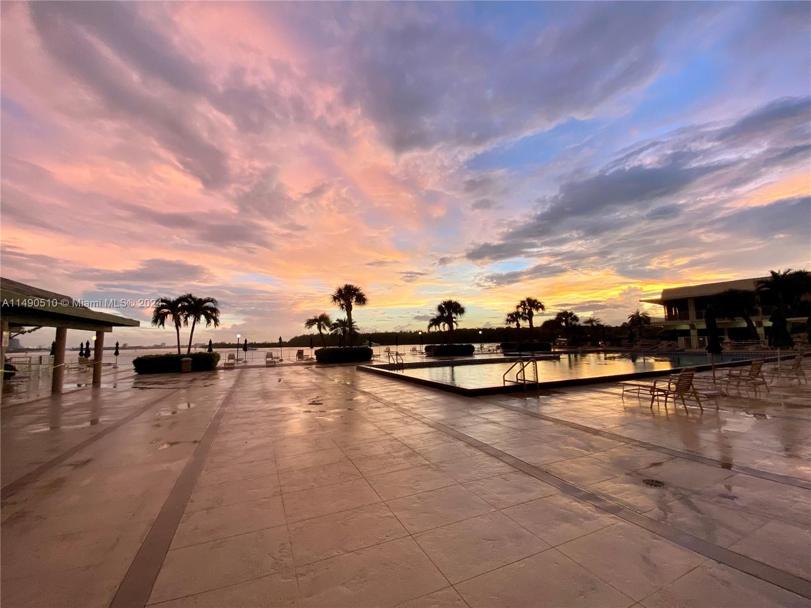 500 Bayview Dr 221, Sunny Isles Beach, Florida 33160, 2 Bedrooms Bedrooms, ,2 BathroomsBathrooms,Residential,For Sale,500 Bayview Dr 221,A11490510