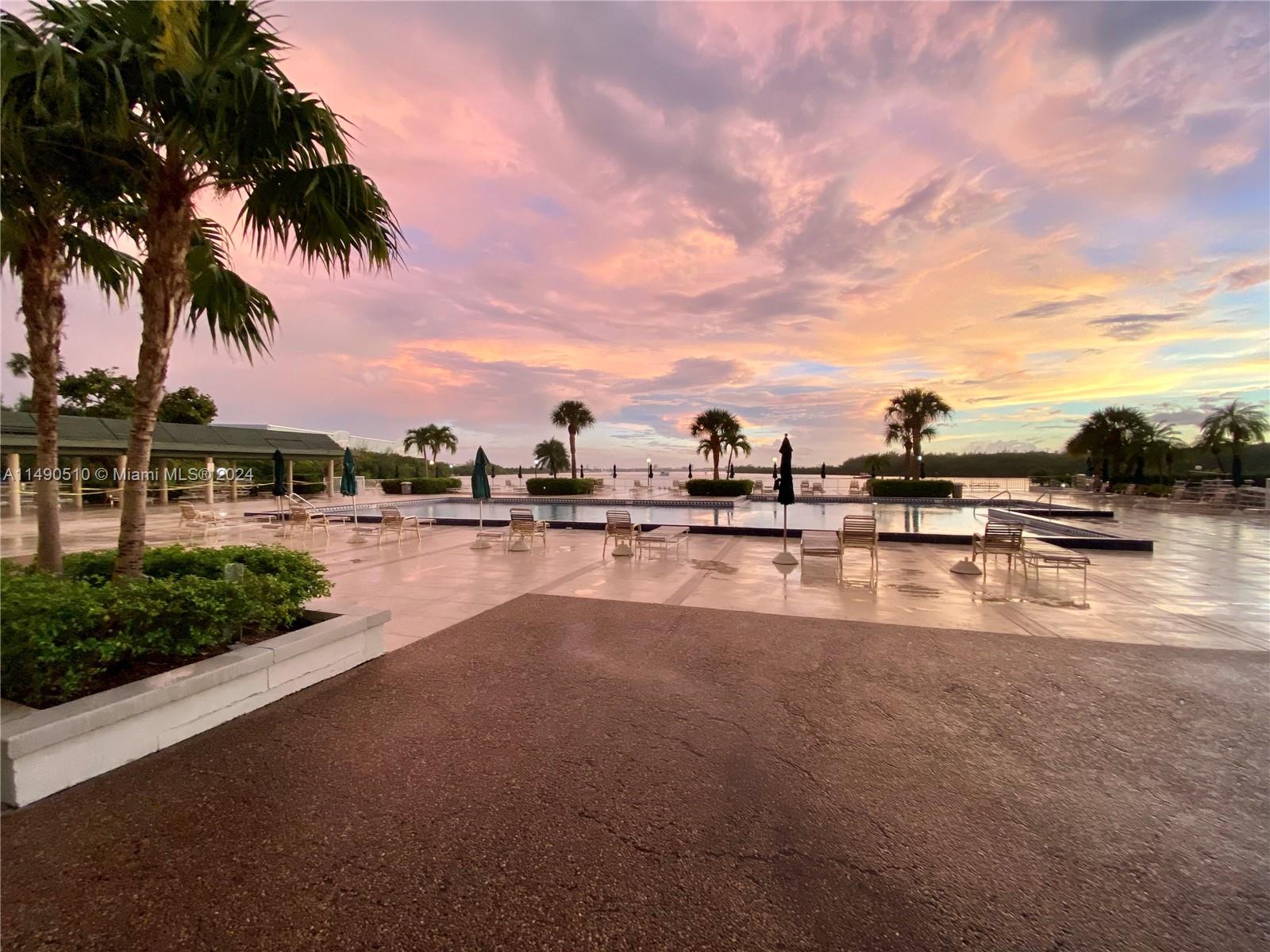 500 Bayview Dr 221, Sunny Isles Beach, Florida 33160, 2 Bedrooms Bedrooms, ,2 BathroomsBathrooms,Residential,For Sale,500 Bayview Dr 221,A11490510