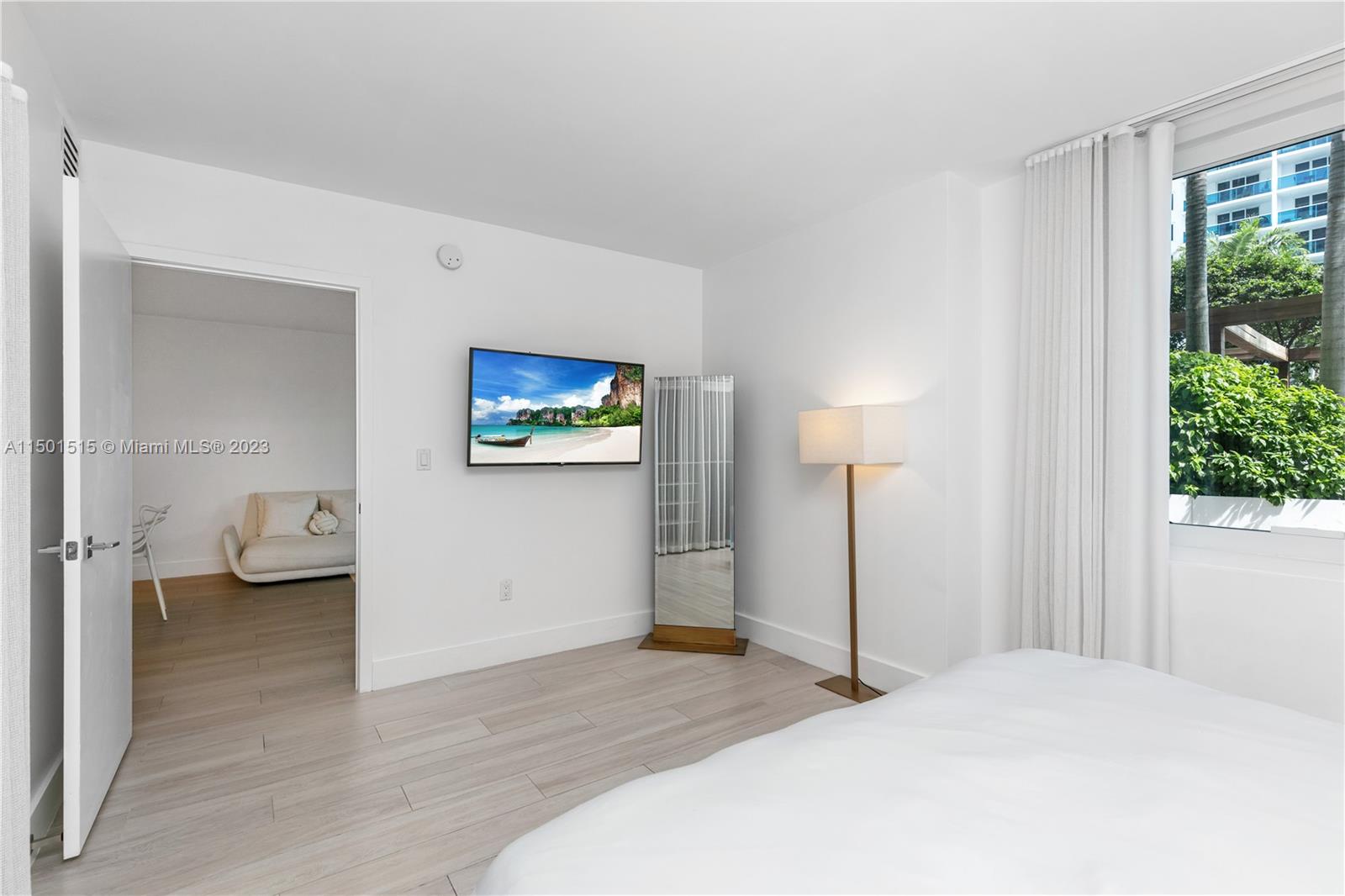 2301 Collins Ave 318, Miami Beach, Florida 33139, 2 Bedrooms Bedrooms, ,1 BathroomBathrooms,Residentiallease,For Rent,2301 Collins Ave 318,A11501515