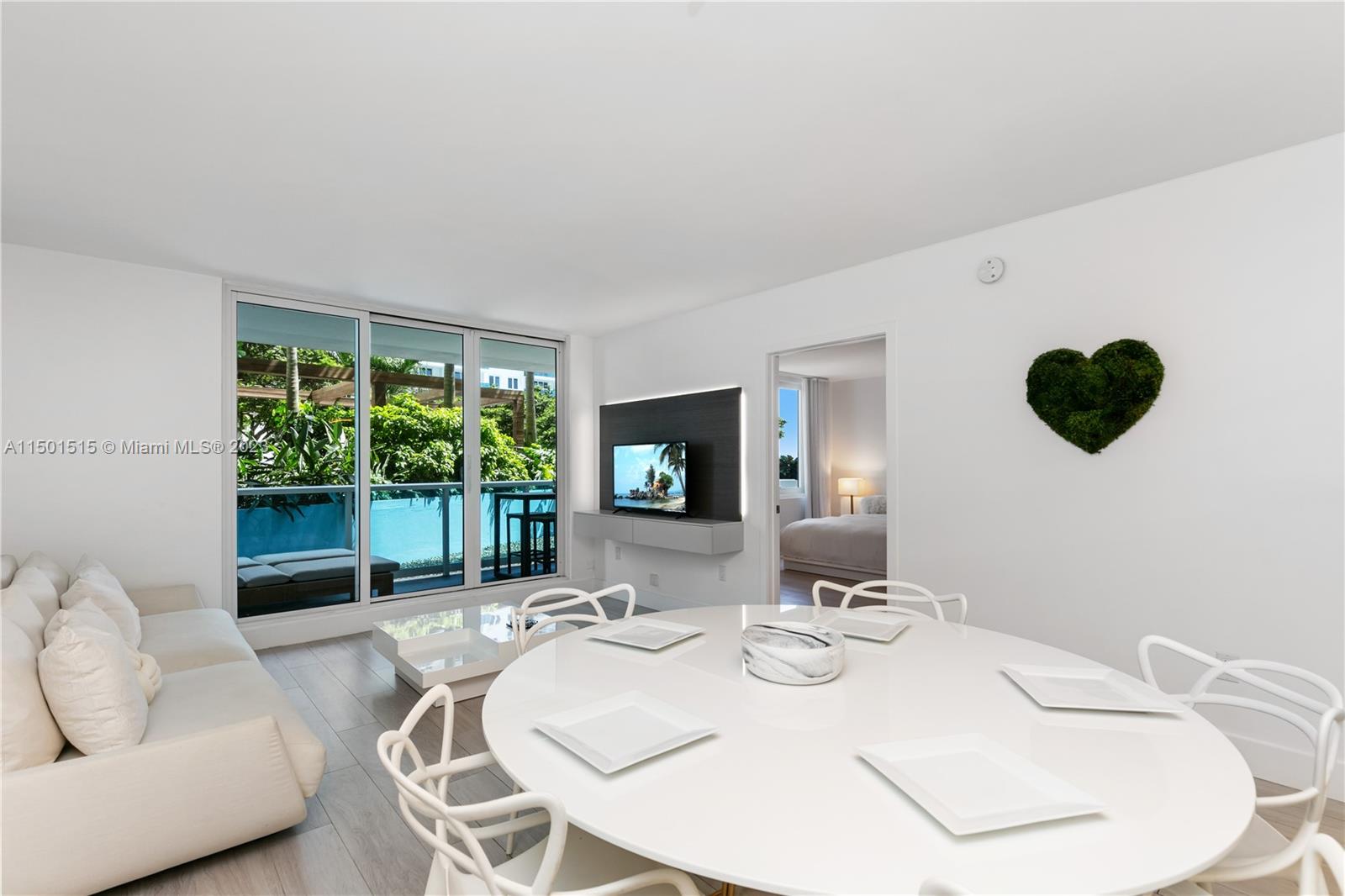 2301 Collins Ave 318, Miami Beach, Florida 33139, 2 Bedrooms Bedrooms, ,1 BathroomBathrooms,Residentiallease,For Rent,2301 Collins Ave 318,A11501515