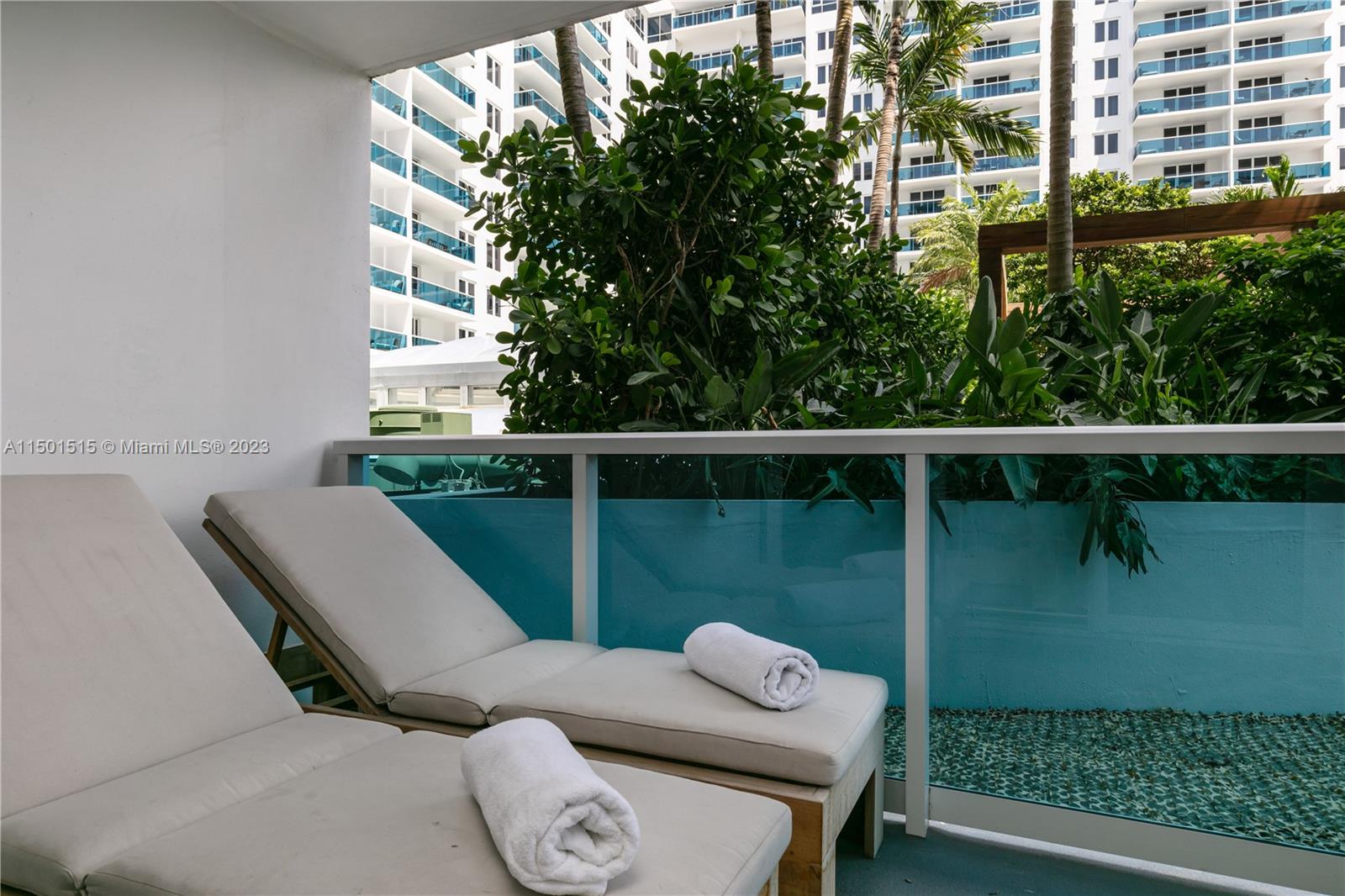 2301 Collins Ave 318, Miami Beach, Florida 33139, 2 Bedrooms Bedrooms, ,1 BathroomBathrooms,Residentiallease,For Rent,2301 Collins Ave 318,A11501515