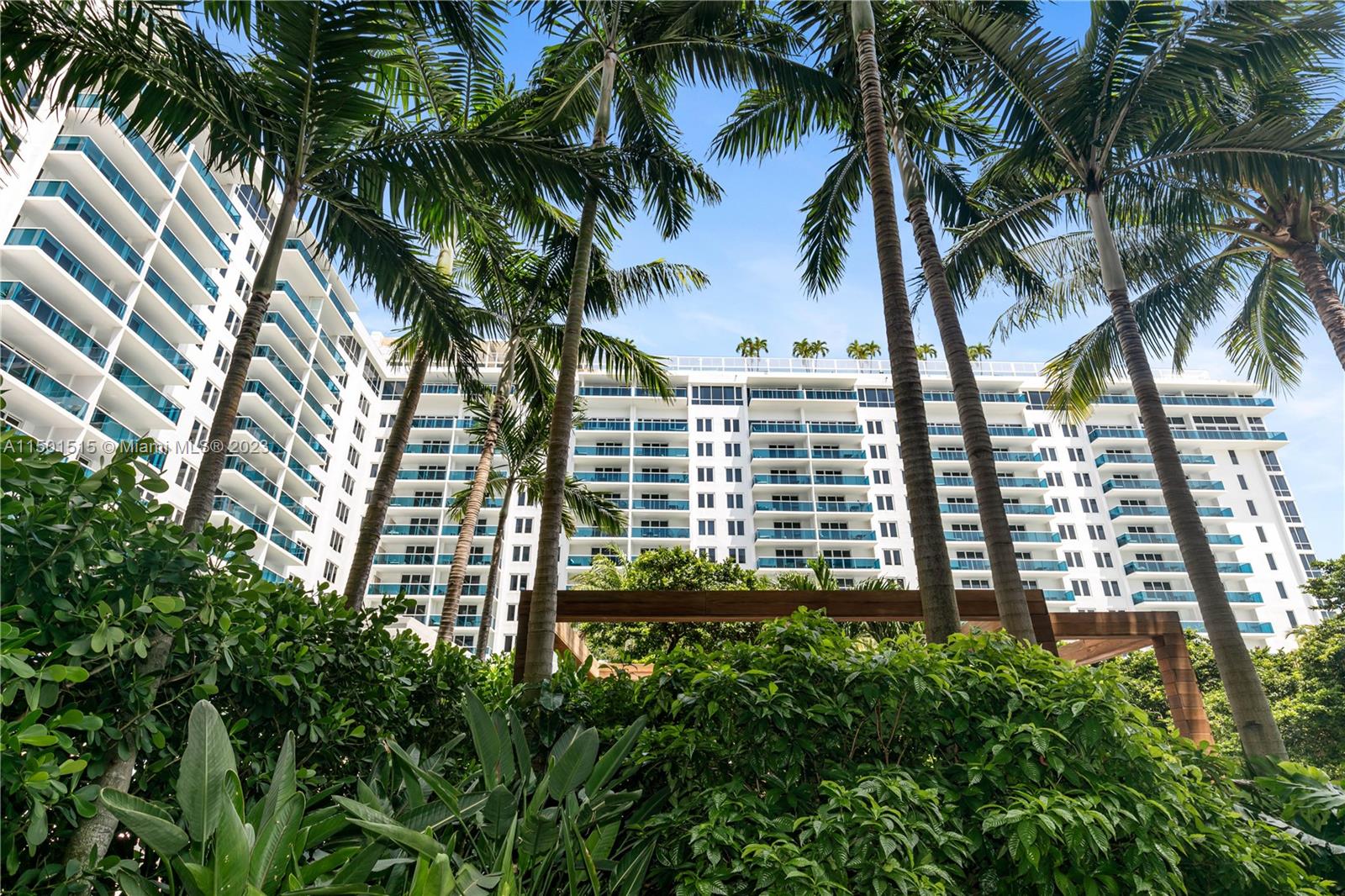 2301 Collins Ave 318, Miami Beach, Florida 33139, 2 Bedrooms Bedrooms, ,1 BathroomBathrooms,Residentiallease,For Rent,2301 Collins Ave 318,A11501515