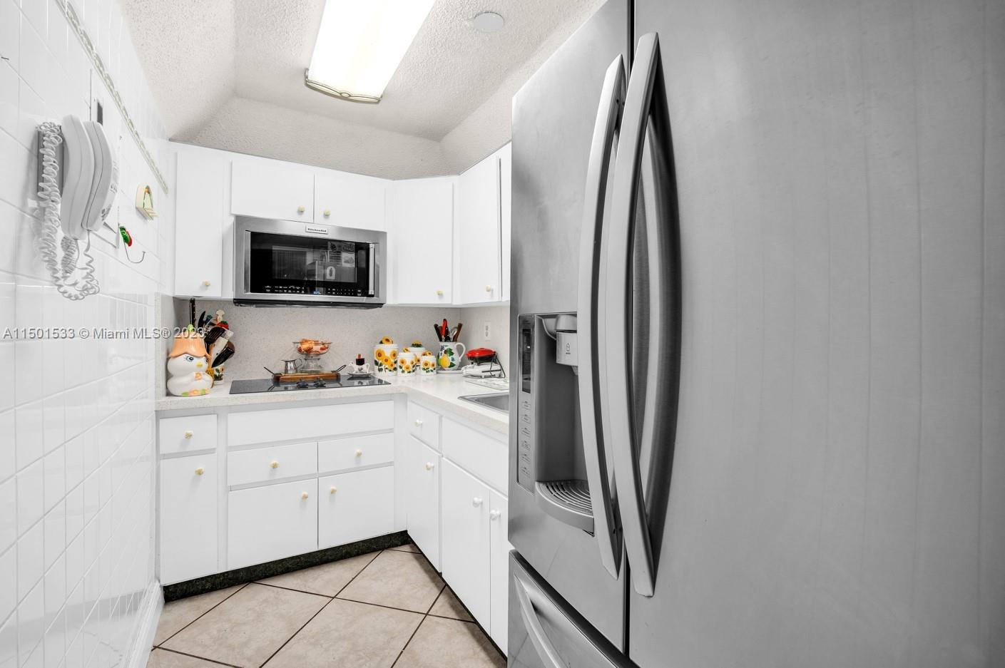 4841 NW 7th St 106-4, Miami, Florida 33126, 2 Bedrooms Bedrooms, ,2 BathroomsBathrooms,Residential,For Sale,4841 NW 7th St 106-4,A11501533