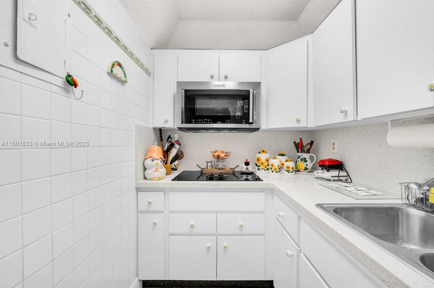 4841 NW 7th St 106-4, Miami, Florida 33126, 2 Bedrooms Bedrooms, ,2 BathroomsBathrooms,Residential,For Sale,4841 NW 7th St 106-4,A11501533