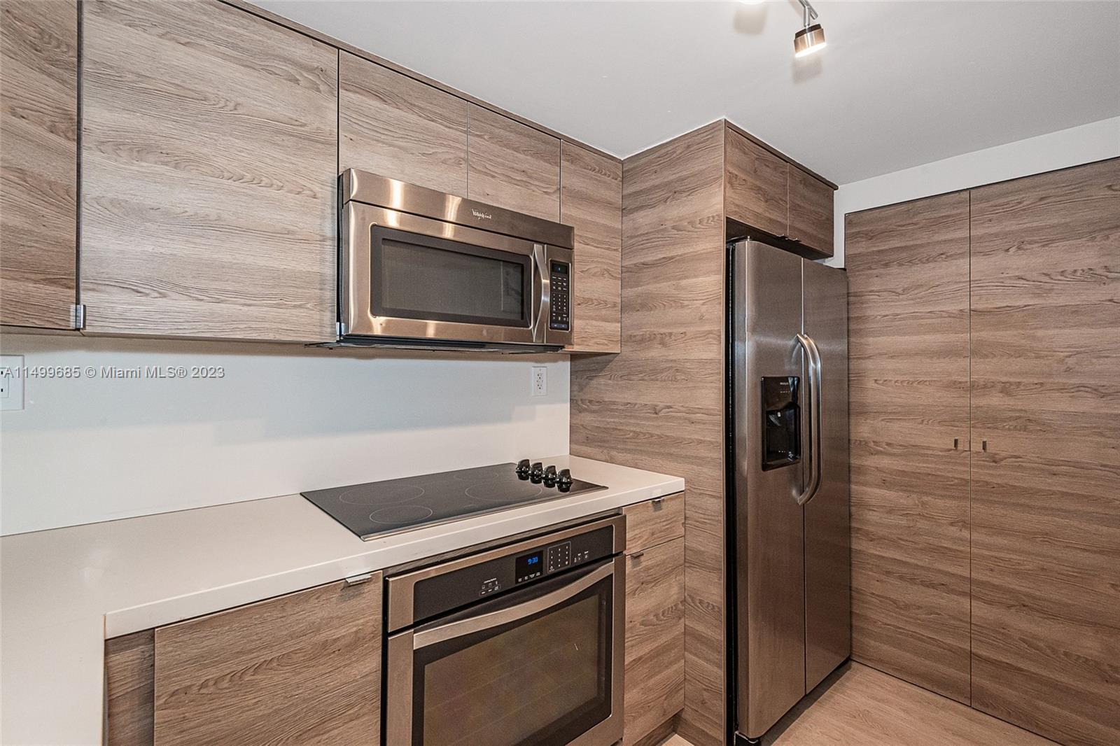 650 West Ave 2605, Miami Beach, Florida 33139, 1 Bedroom Bedrooms, ,1 BathroomBathrooms,Residential,For Sale,650 West Ave 2605,A11499685