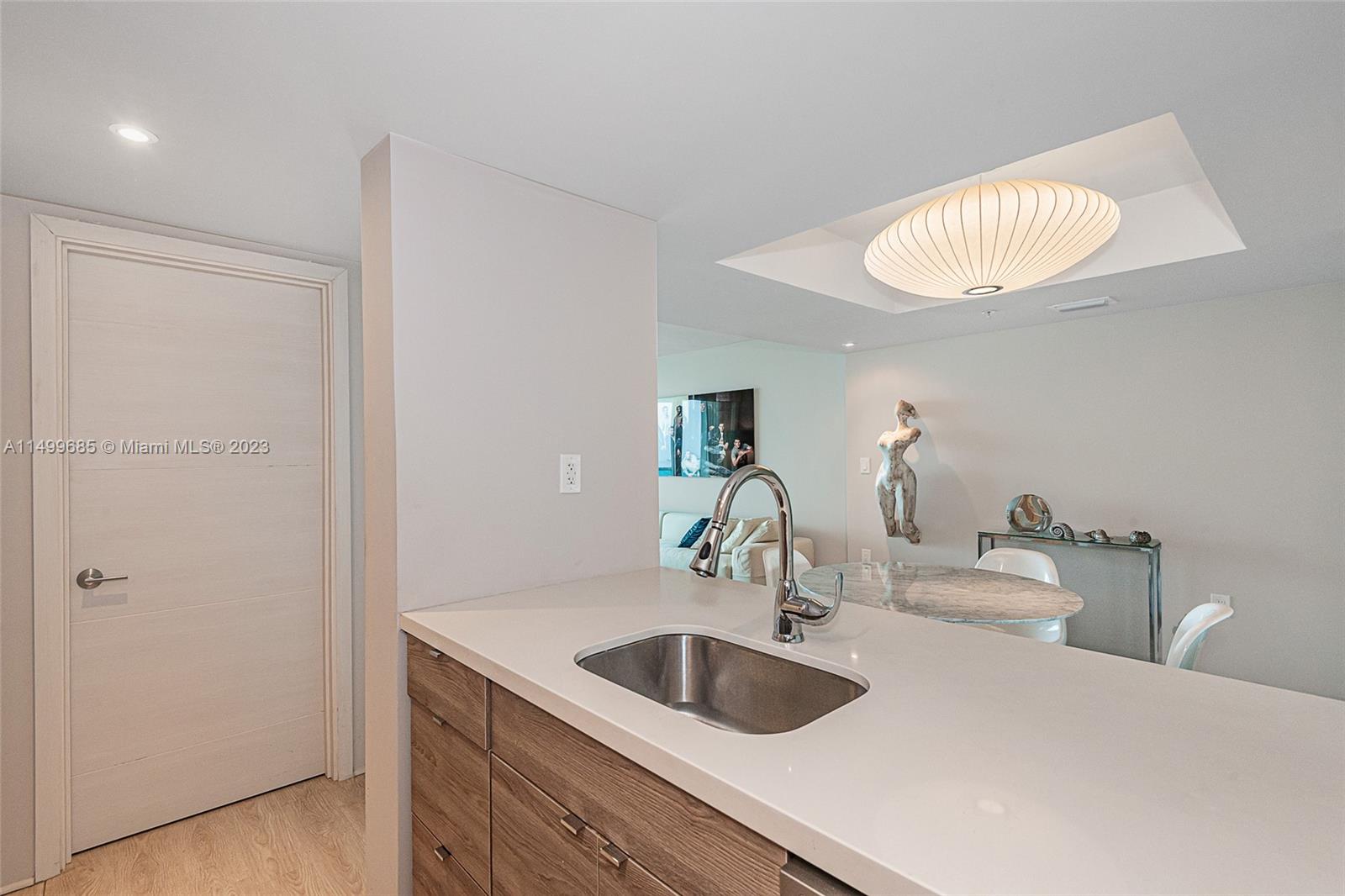 650 West Ave 2605, Miami Beach, Florida 33139, 1 Bedroom Bedrooms, ,1 BathroomBathrooms,Residential,For Sale,650 West Ave 2605,A11499685