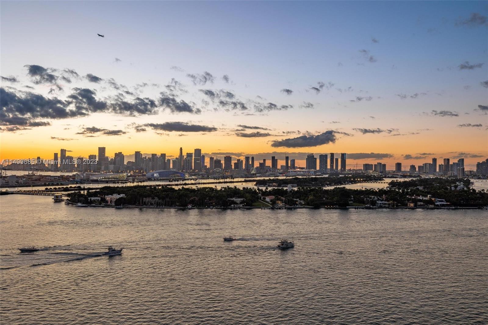 650 West Ave 2605, Miami Beach, Florida 33139, 1 Bedroom Bedrooms, ,1 BathroomBathrooms,Residential,For Sale,650 West Ave 2605,A11499685