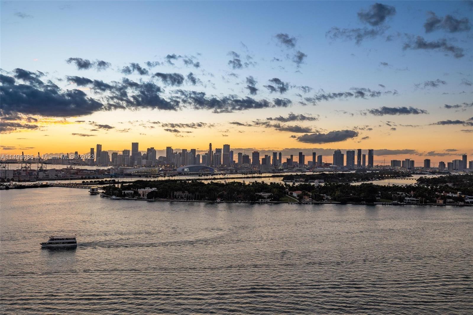 650 West Ave 2605, Miami Beach, Florida 33139, 1 Bedroom Bedrooms, ,1 BathroomBathrooms,Residential,For Sale,650 West Ave 2605,A11499685