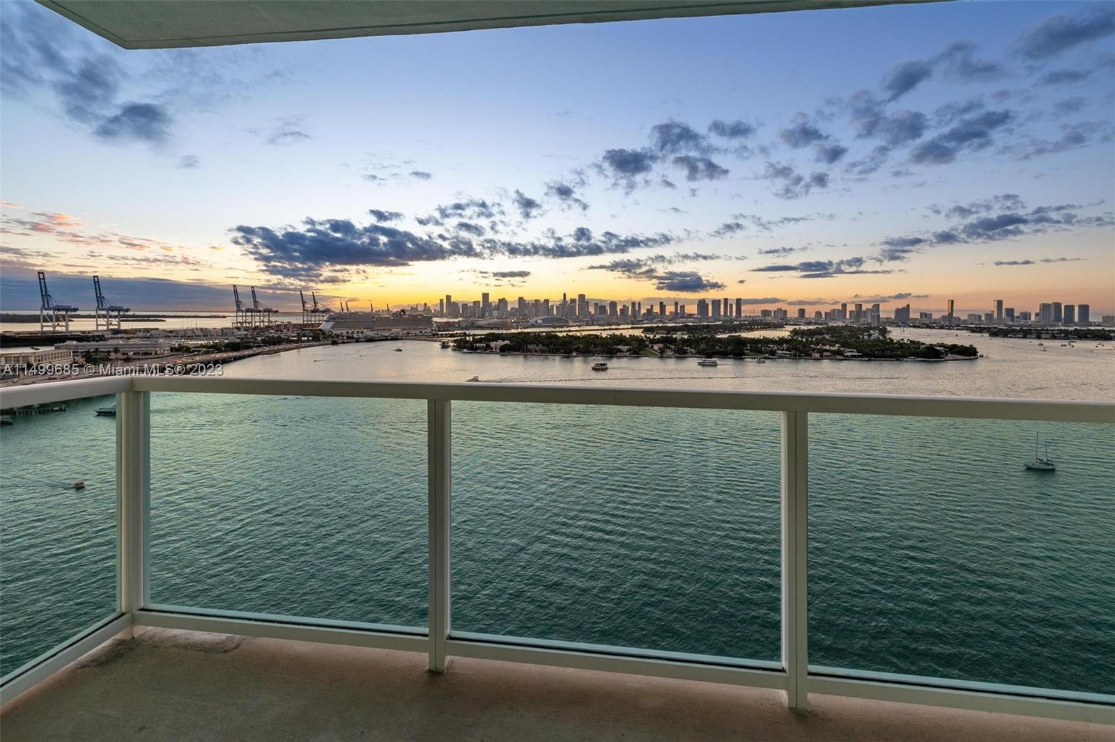 650 West Ave 2605, Miami Beach, Florida 33139, 1 Bedroom Bedrooms, ,1 BathroomBathrooms,Residential,For Sale,650 West Ave 2605,A11499685