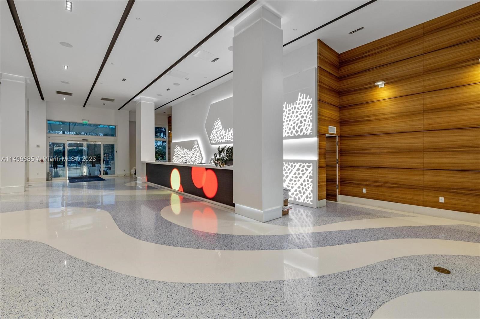 650 West Ave 2605, Miami Beach, Florida 33139, 1 Bedroom Bedrooms, ,1 BathroomBathrooms,Residential,For Sale,650 West Ave 2605,A11499685