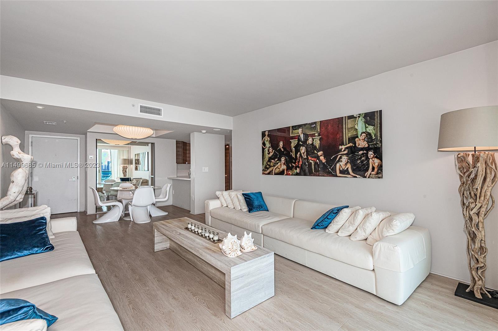 650 West Ave 2605, Miami Beach, Florida 33139, 1 Bedroom Bedrooms, ,1 BathroomBathrooms,Residential,For Sale,650 West Ave 2605,A11499685