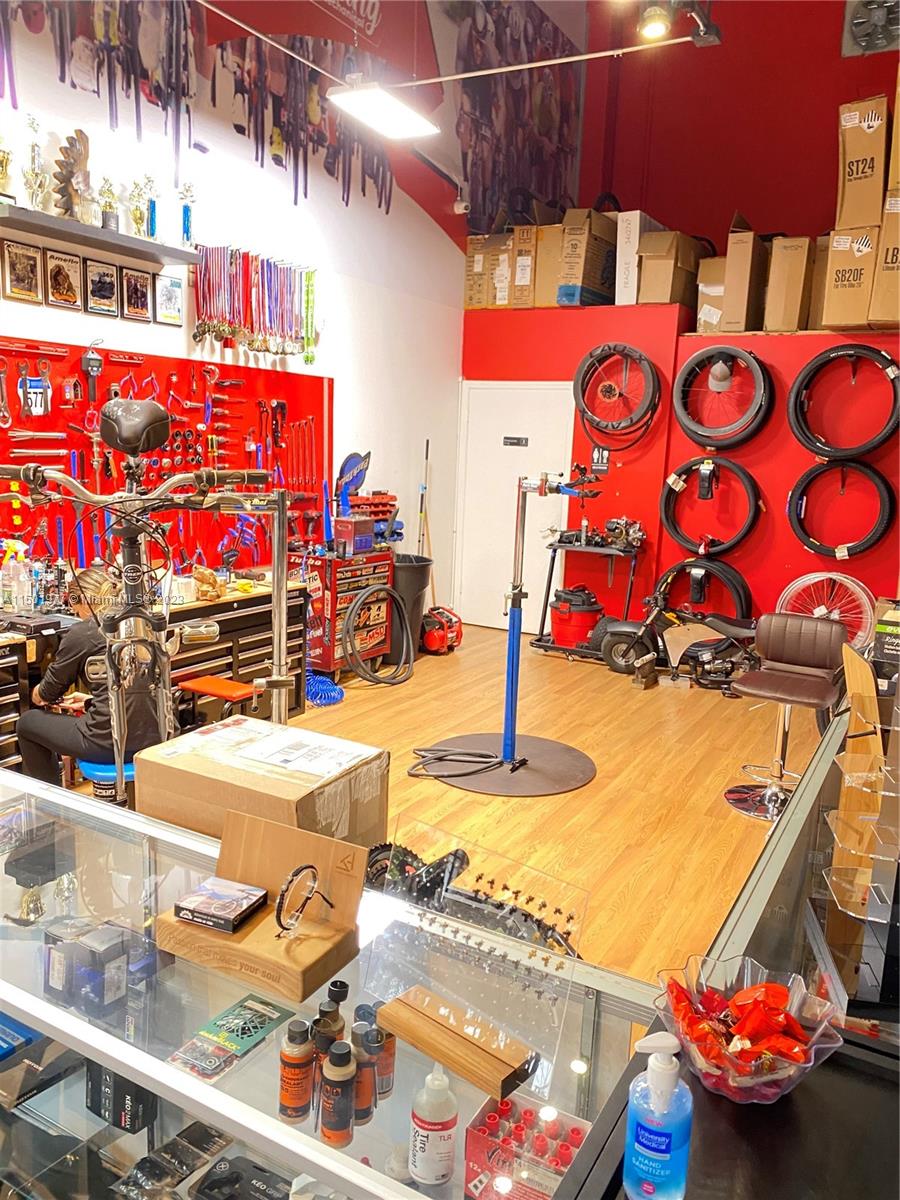 10181 NW 58Th St, Doral, Florida 33178, ,Businessopportunity,For Sale,10181 NW 58Th St,A11501977