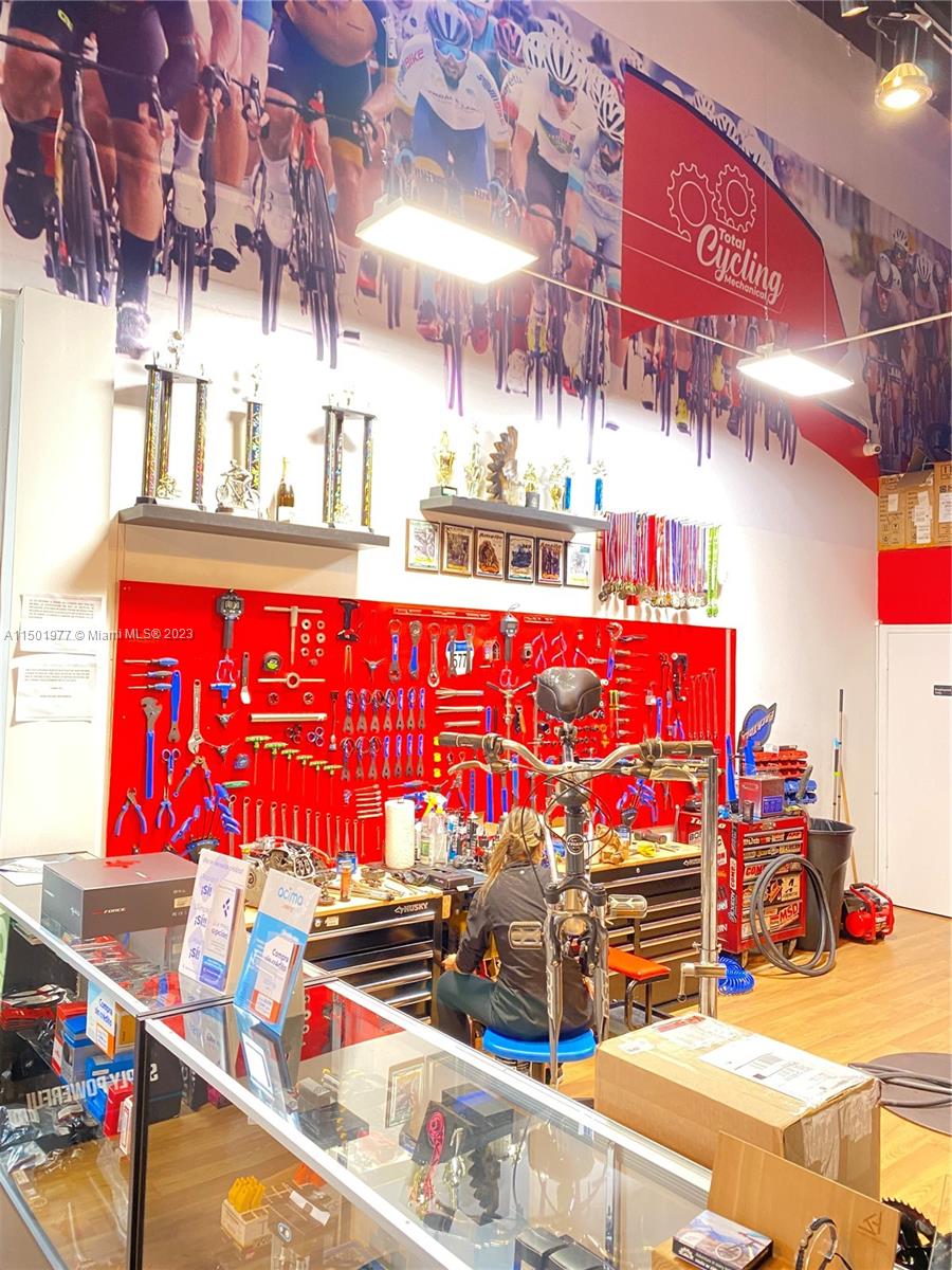 10181 NW 58Th St, Doral, Florida 33178, ,Businessopportunity,For Sale,10181 NW 58Th St,A11501977