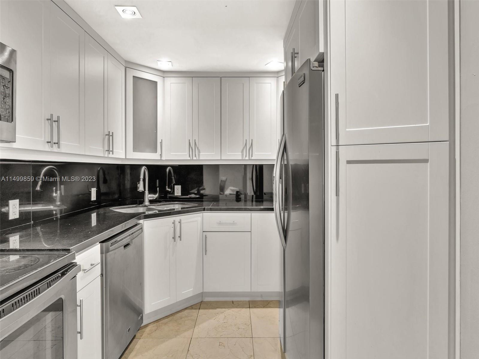 20301 W Country Club Dr 1222, Aventura, Florida 33180, 2 Bedrooms Bedrooms, ,2 BathroomsBathrooms,Residential,For Sale,20301 W Country Club Dr 1222,A11499859