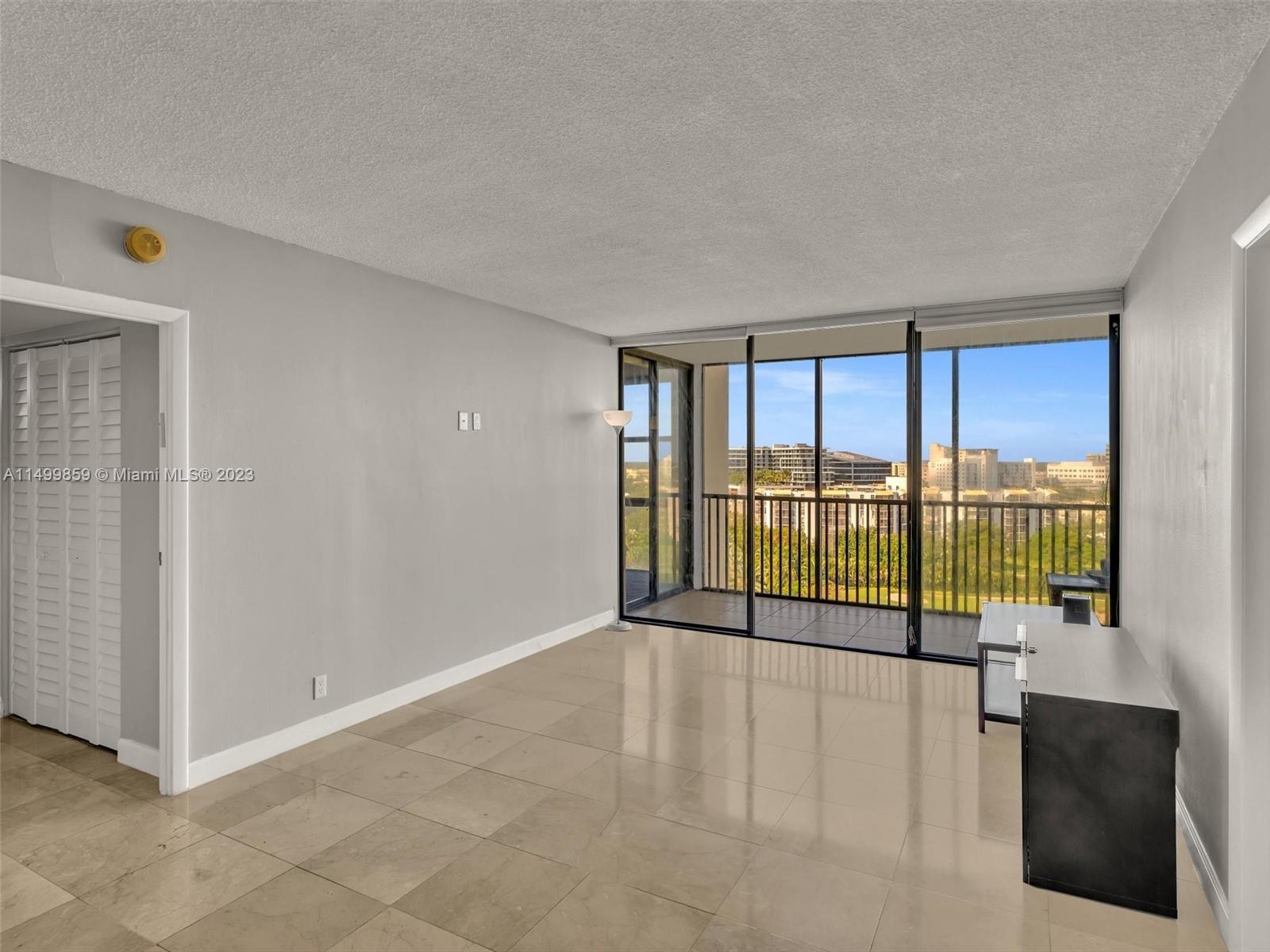 20301 W Country Club Dr 1222, Aventura, Florida 33180, 2 Bedrooms Bedrooms, ,2 BathroomsBathrooms,Residential,For Sale,20301 W Country Club Dr 1222,A11499859