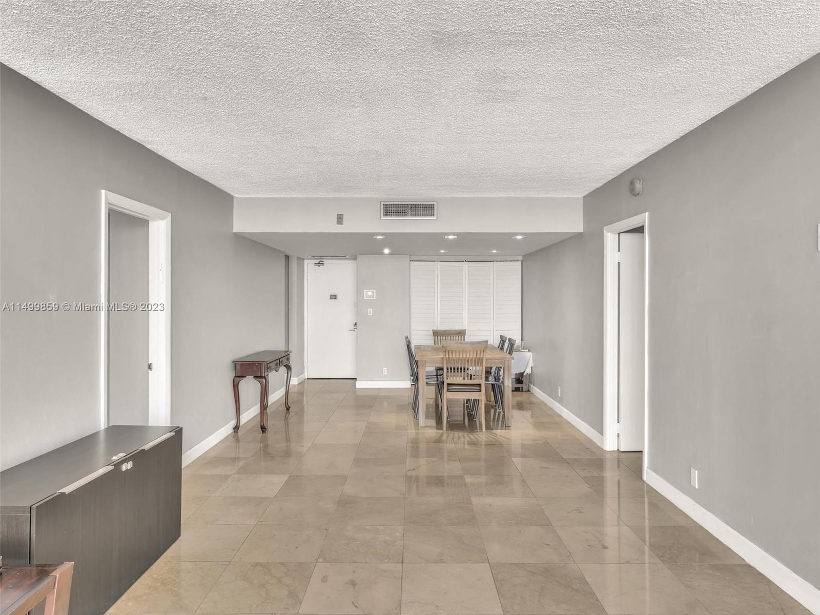 20301 W Country Club Dr 1222, Aventura, Florida 33180, 2 Bedrooms Bedrooms, ,2 BathroomsBathrooms,Residential,For Sale,20301 W Country Club Dr 1222,A11499859