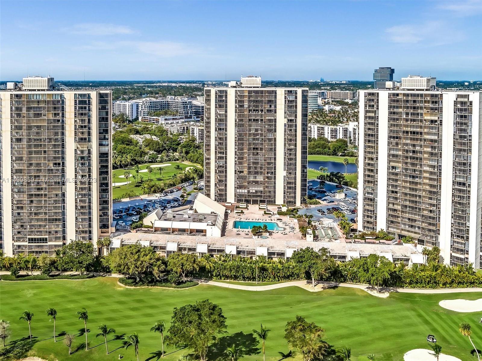 20301 W Country Club Dr 1222, Aventura, Florida 33180, 2 Bedrooms Bedrooms, ,2 BathroomsBathrooms,Residential,For Sale,20301 W Country Club Dr 1222,A11499859