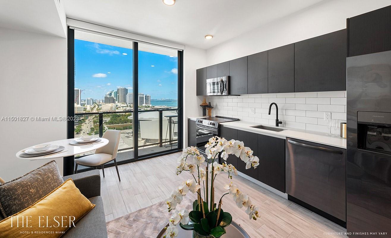 398 NE 5th St 2804, Miami, Florida 33132, 1 Bedroom Bedrooms, ,1 BathroomBathrooms,Residentiallease,For Rent,398 NE 5th St 2804,A11501827