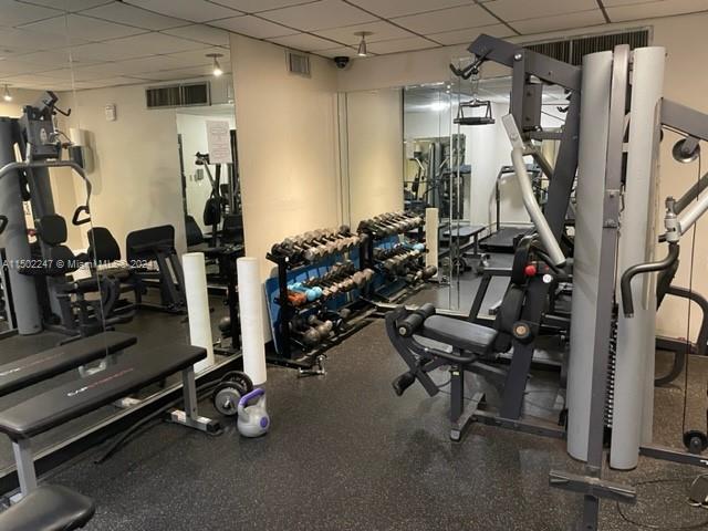 2450 NE 135th St 511, North Miami, Florida 33181, 2 Bedrooms Bedrooms, ,2 BathroomsBathrooms,Residentiallease,For Rent,2450 NE 135th St 511,A11502247