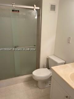 2450 NE 135th St 511, North Miami, Florida 33181, 2 Bedrooms Bedrooms, ,2 BathroomsBathrooms,Residentiallease,For Rent,2450 NE 135th St 511,A11502247