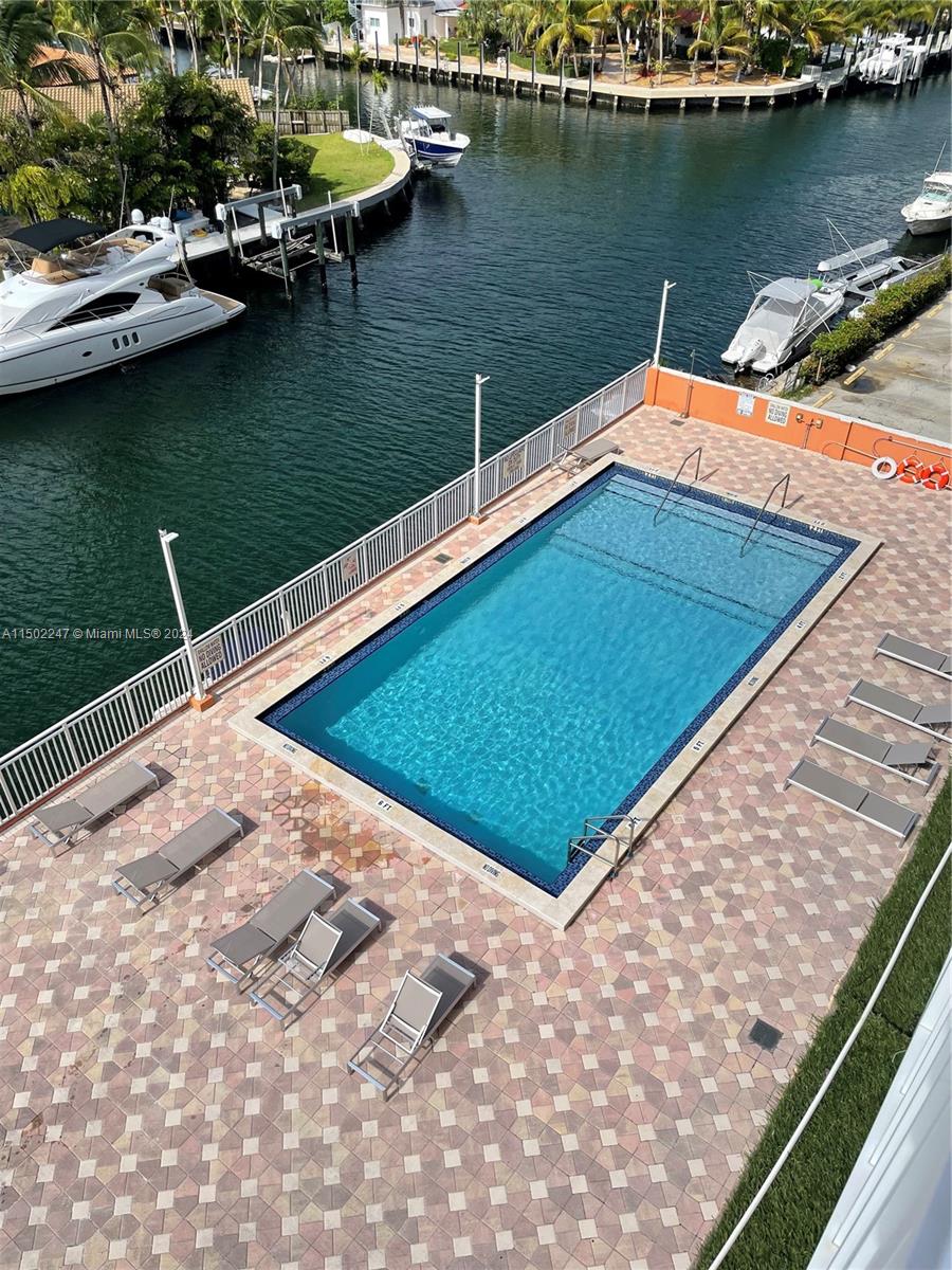 2450 NE 135th St 511, North Miami, Florida 33181, 2 Bedrooms Bedrooms, ,2 BathroomsBathrooms,Residentiallease,For Rent,2450 NE 135th St 511,A11502247