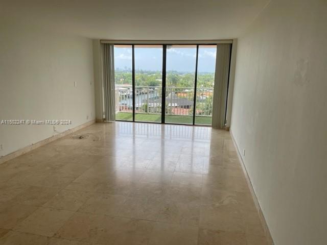 2450 NE 135th St 511, North Miami, Florida 33181, 2 Bedrooms Bedrooms, ,2 BathroomsBathrooms,Residentiallease,For Rent,2450 NE 135th St 511,A11502247